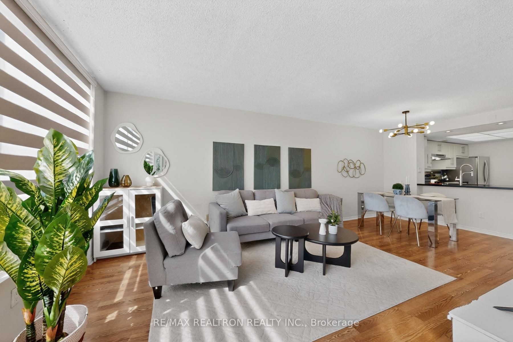 5765 Yonge Street 410, Toronto, ON M2M 4H9 photo 4