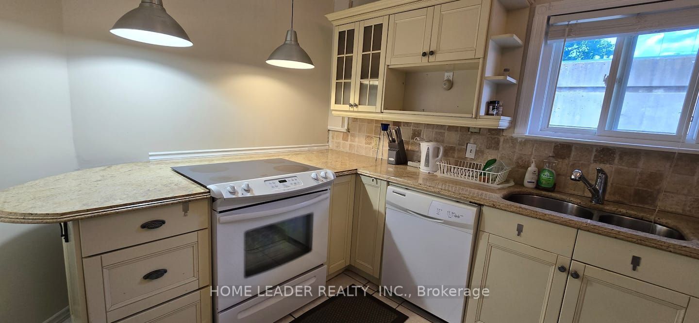 21 Franklin Avenue, Toronto, ON M2N 1B7 photo 5