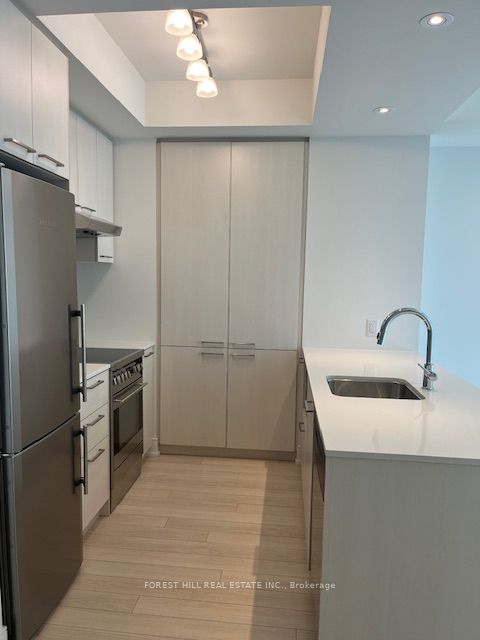 310 Tweedsmuir Avenue 506, Toronto, ON M5P 2Y2 photo 4