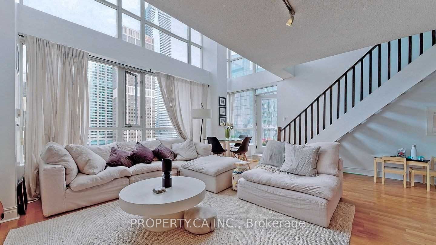 80 Cumberland Street 1110, Toronto, ON M5R 3V1