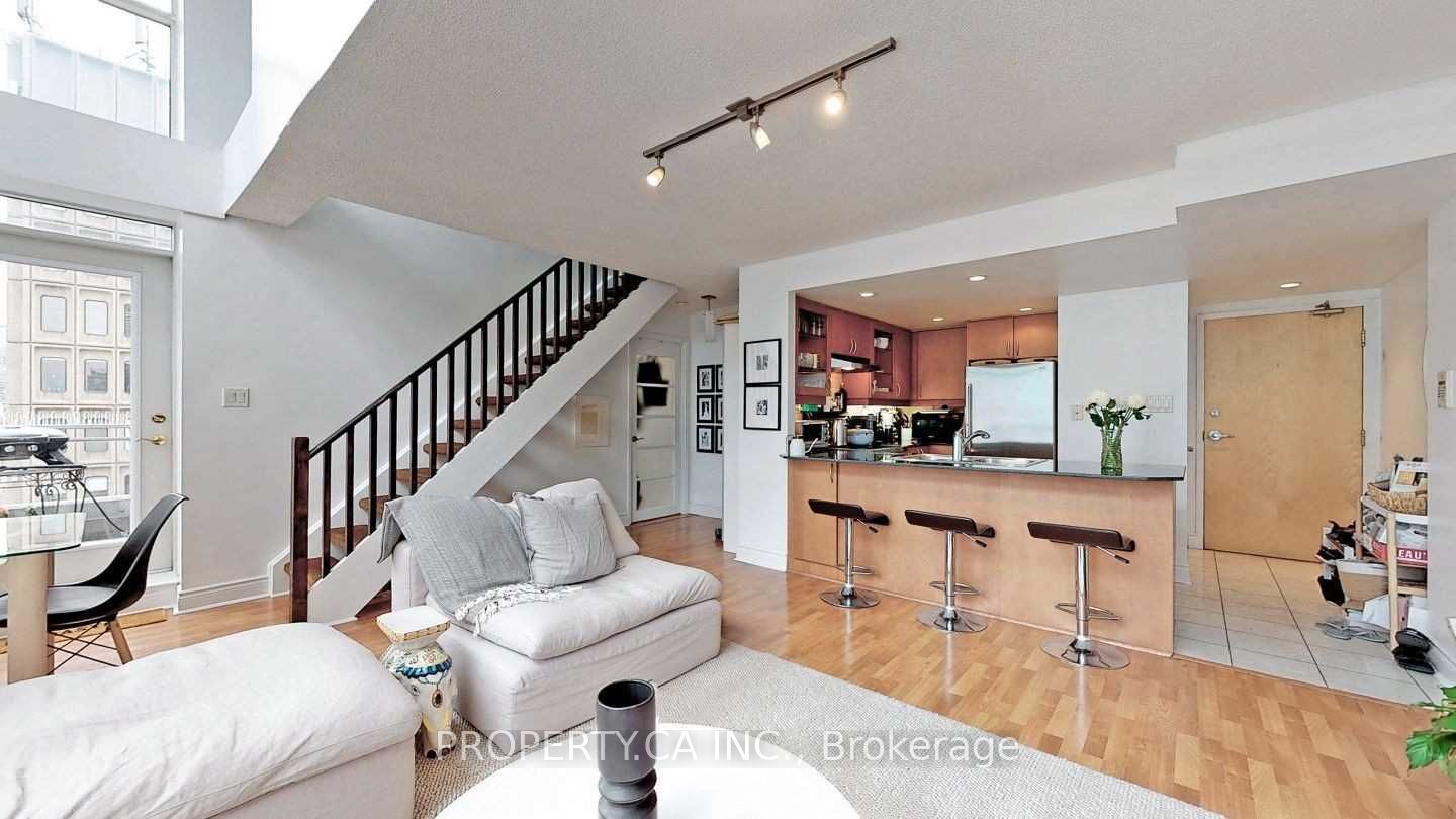 80 Cumberland Street 1110, Toronto, ON M5R 3V1 photo 4