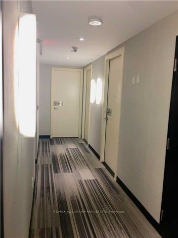 30 Roehampton Avenue 2803, Toronto, ON M4P 0B9 photo 3