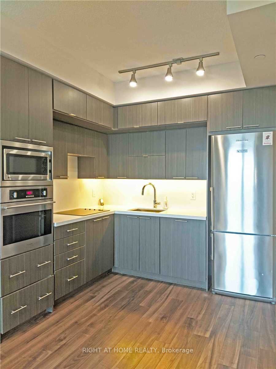 120 Harrison Garden Boulevard 1907, Toronto, ON M2N 0H1 photo 3