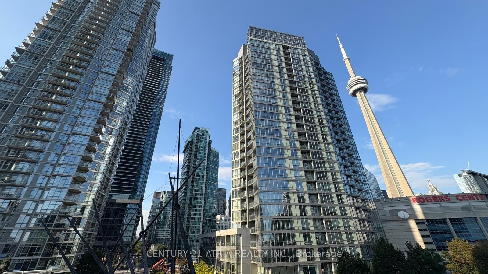35 Mariner Terrace 3706, Toronto, ON M5V 3V9 photo 2