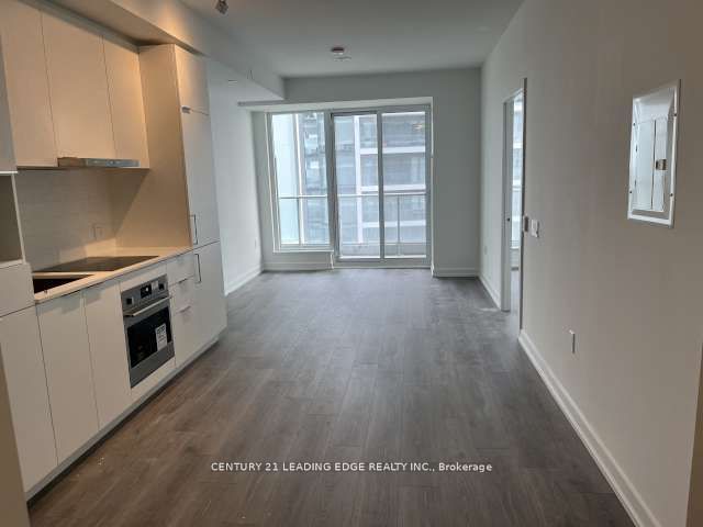 7 Golden Lion Heights N2906, Toronto, ON M2M 0C1 photo 2