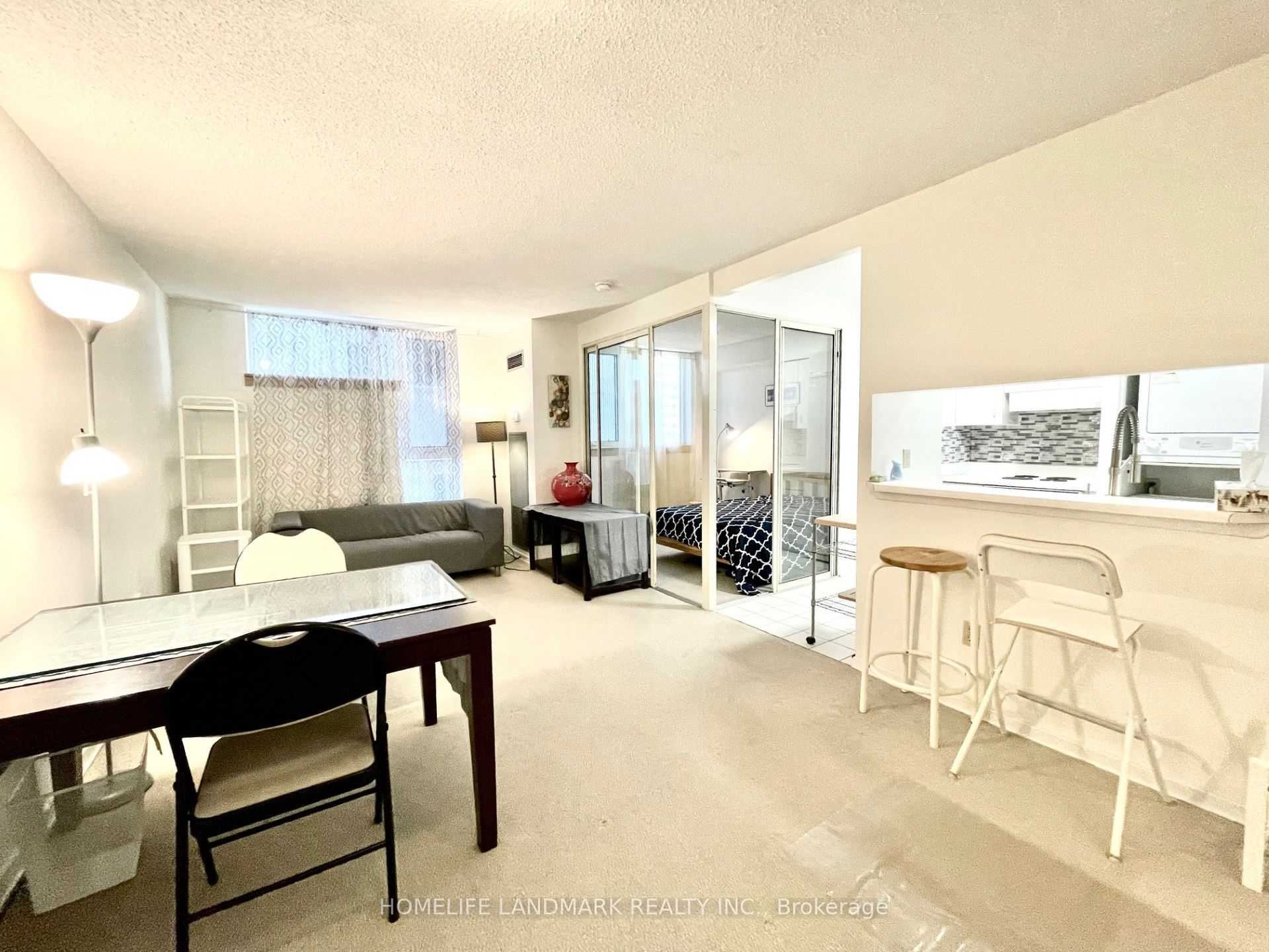 1055 Bay Street 613, Toronto, ON M5S 3A3 photo 3