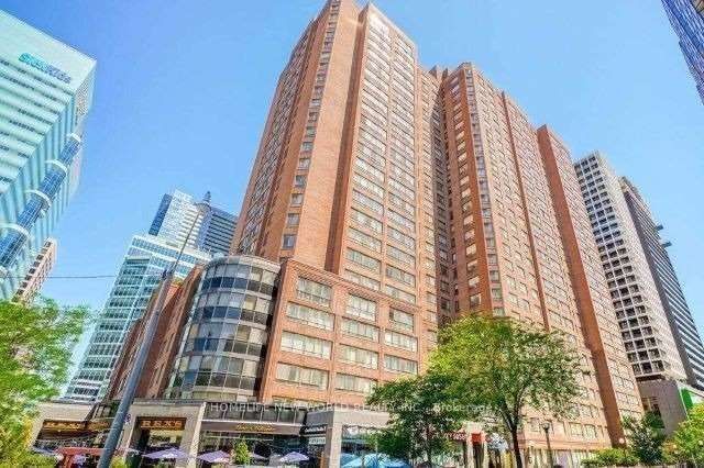 633 Bay Street 2613, Toronto, ON M5G 2G4