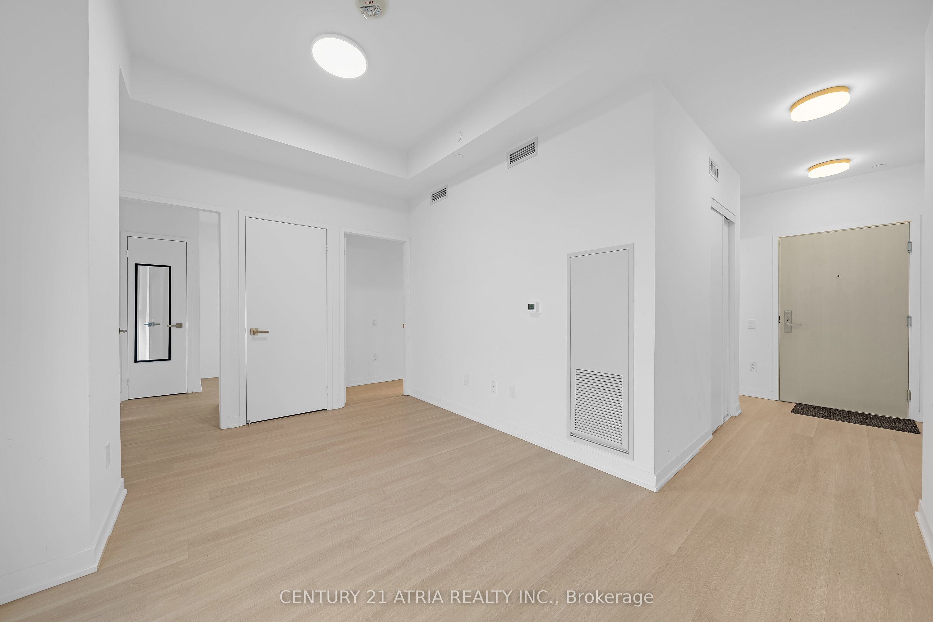 500 Wilson Avenue 1124, Toronto, ON M3H 0E5 photo 3