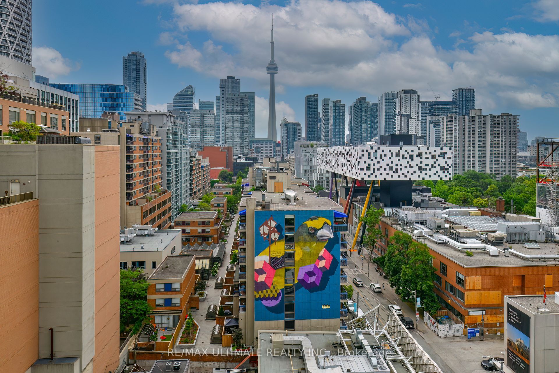 280 Dundas Street W 1011, Toronto, ON M5T 0E3 photo 4