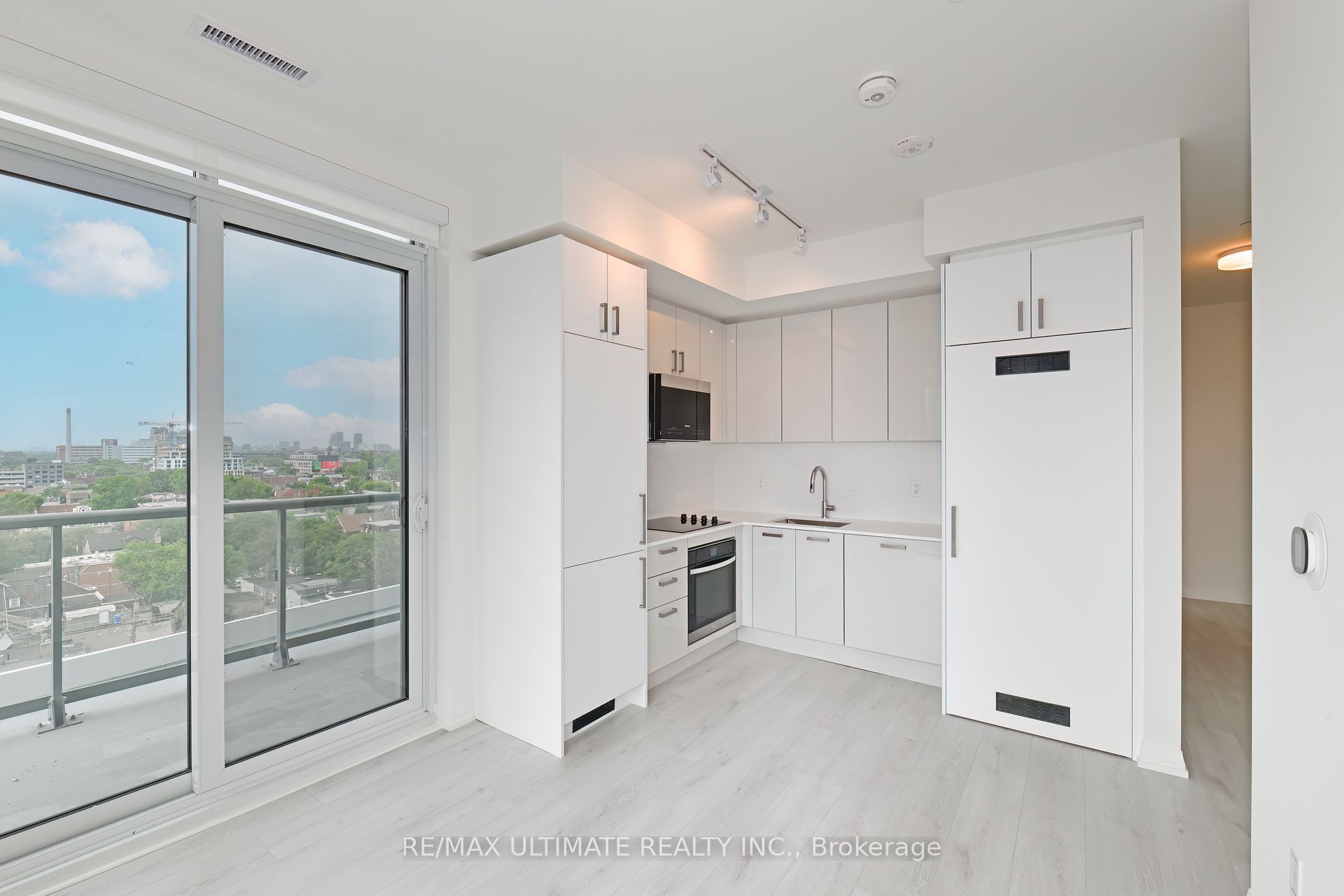 280 Dundas Street W 1011, Toronto, ON M5T 0E3 photo 5