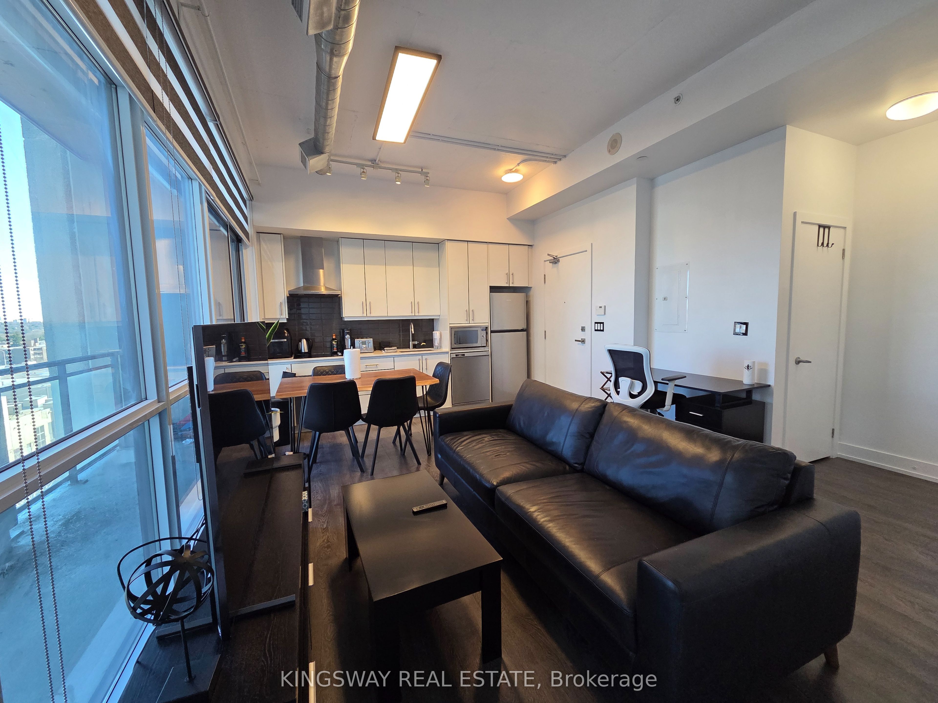 75 The Donway W 613, Toronto, ON M3C 2E9 photo 5