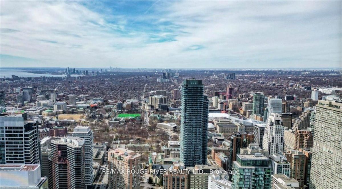 55 Charles Street E 3808, Toronto, ON M4Y 0J1 photo 3