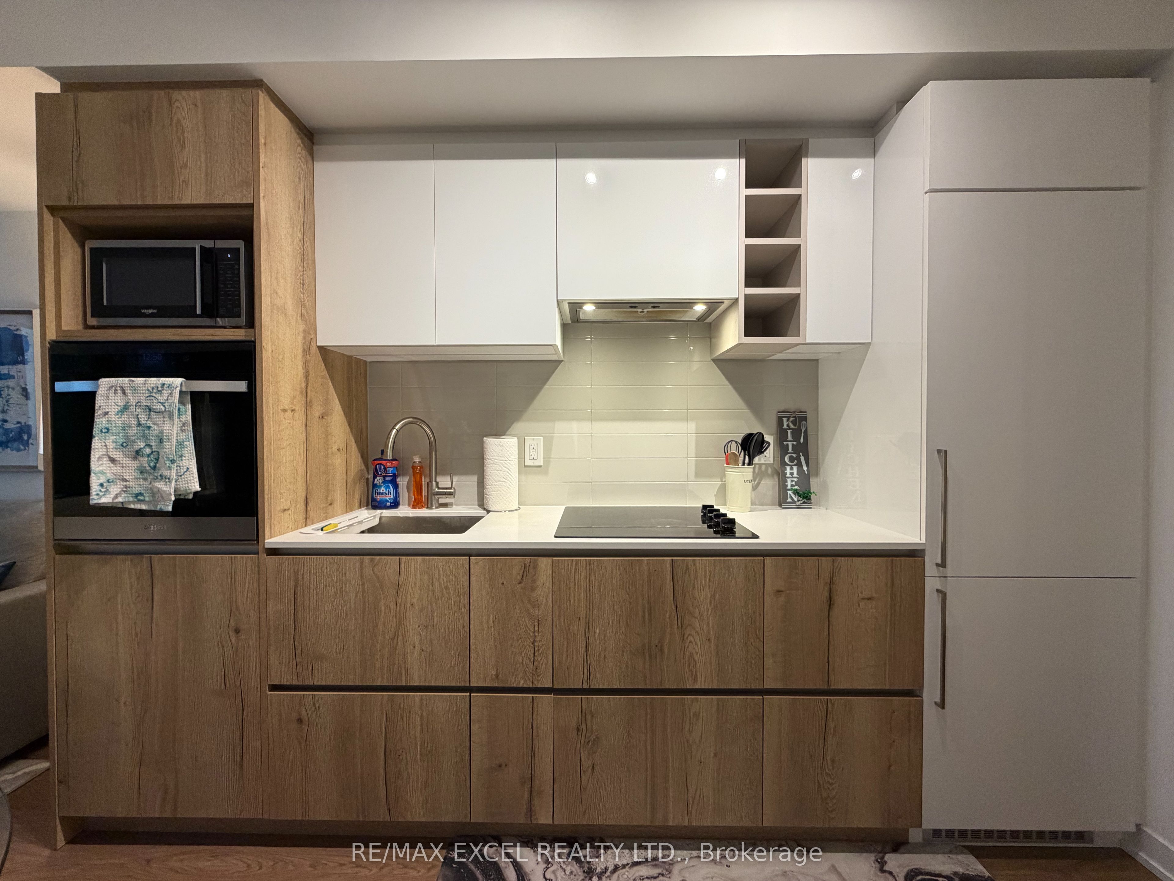 319 Jarvis Street 4808, Toronto, ON M5B 0C8 photo 4