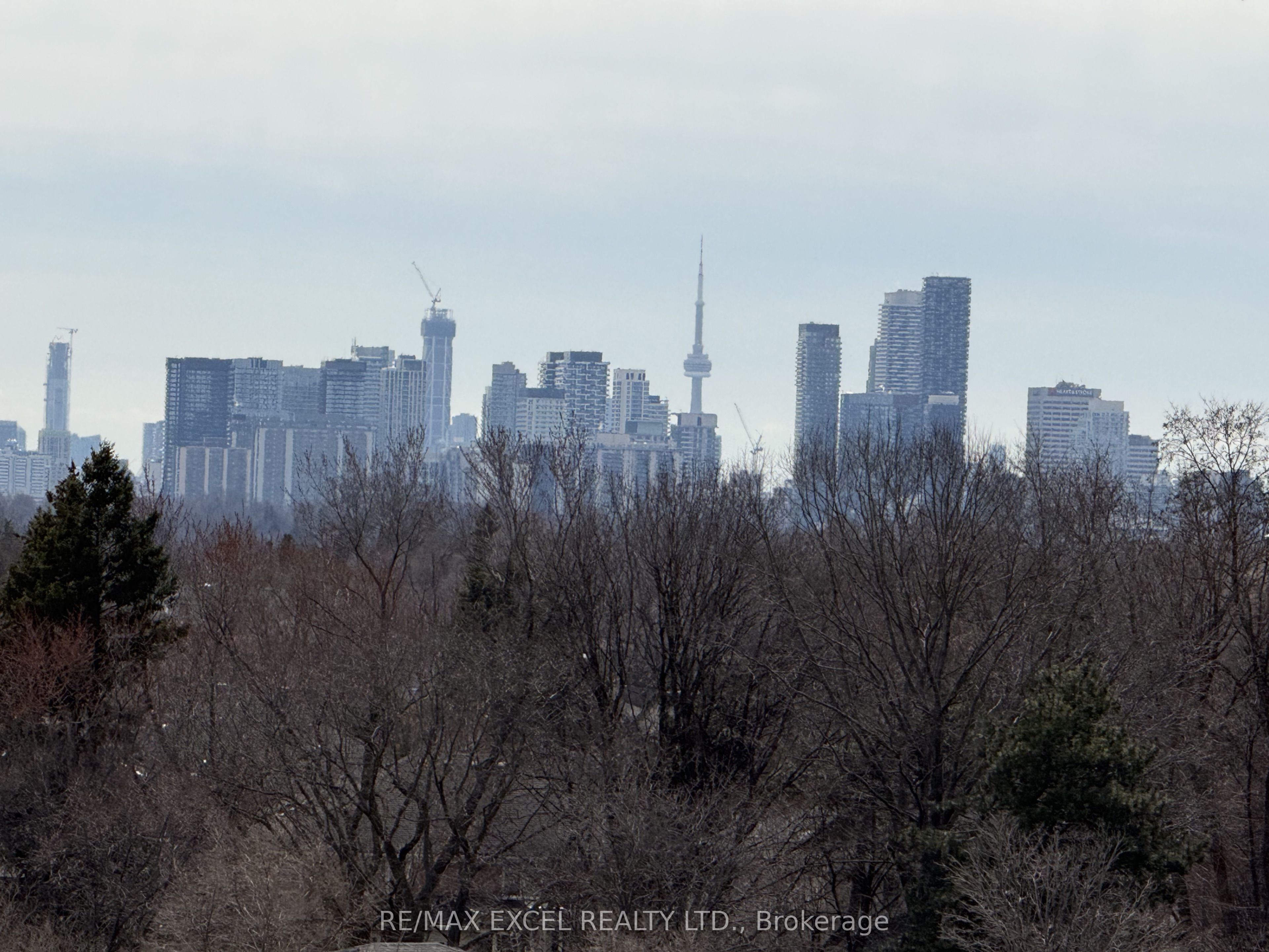 120 Harrison Garden Boulevard 906, Toronto, ON M2N 0H1
