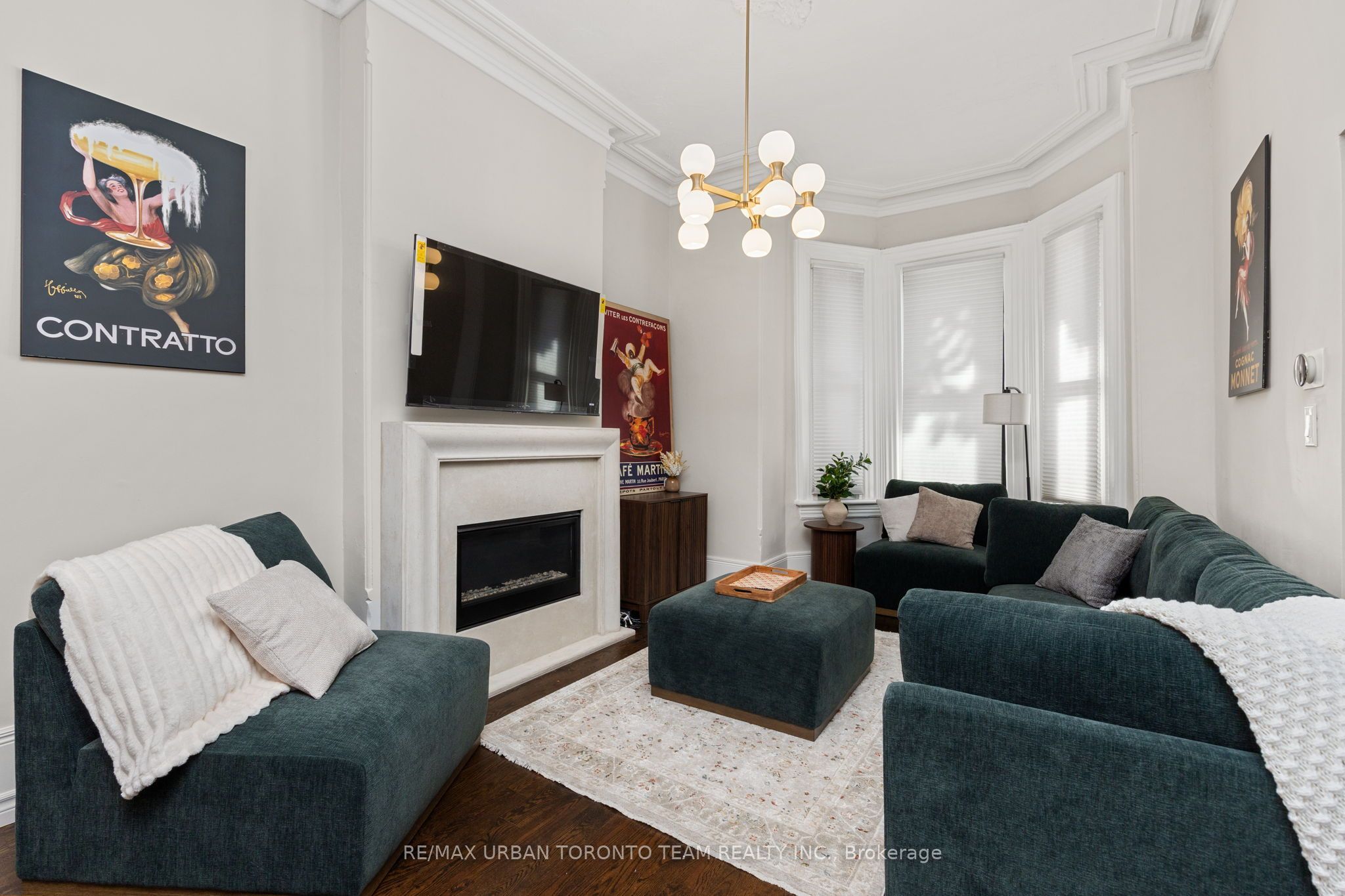 18 Draper Street, Toronto, ON M5V 2M4 photo 2