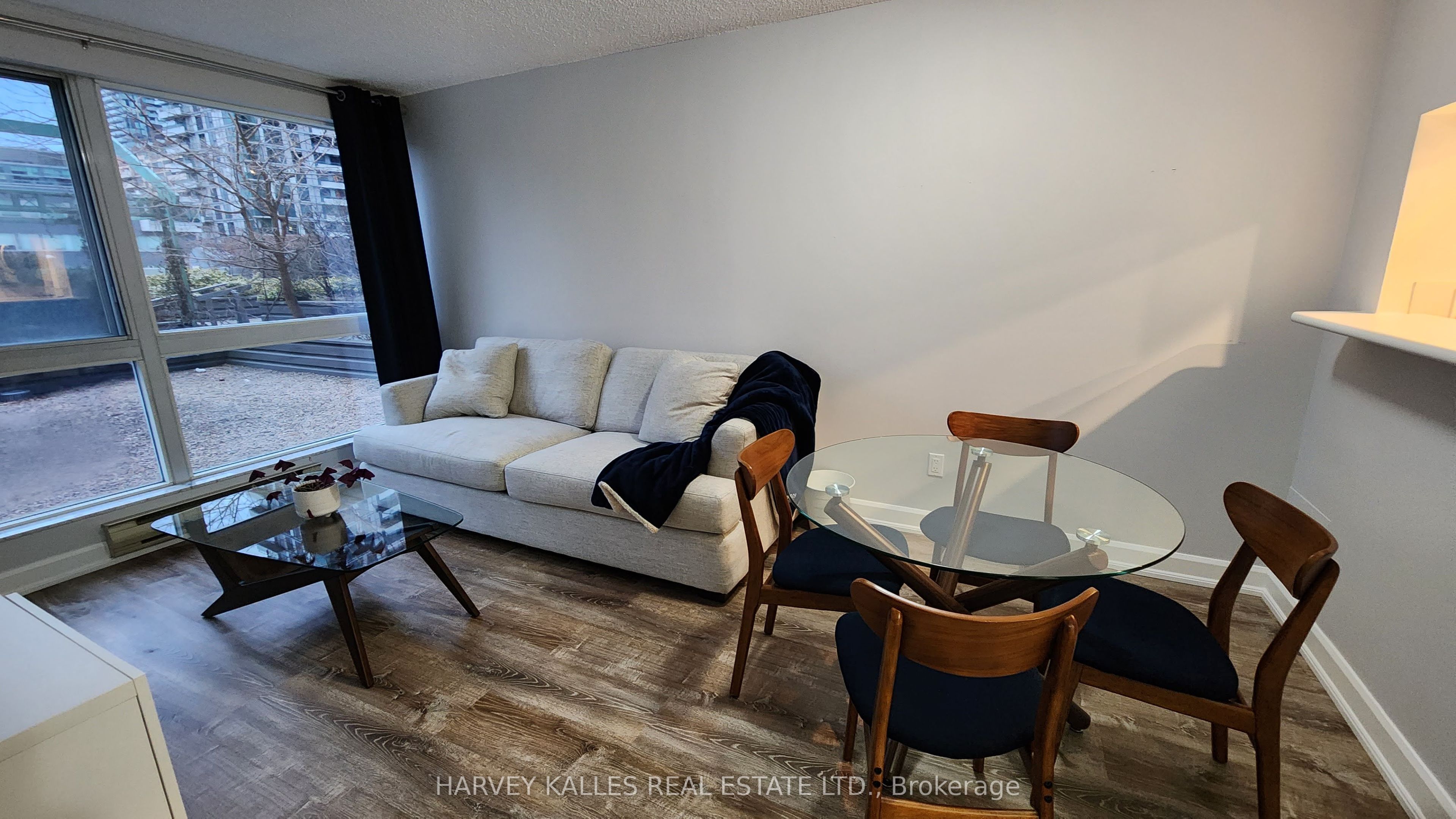 7 Broadway Avenue 211, Toronto, ON M4P 3C5 photo 3