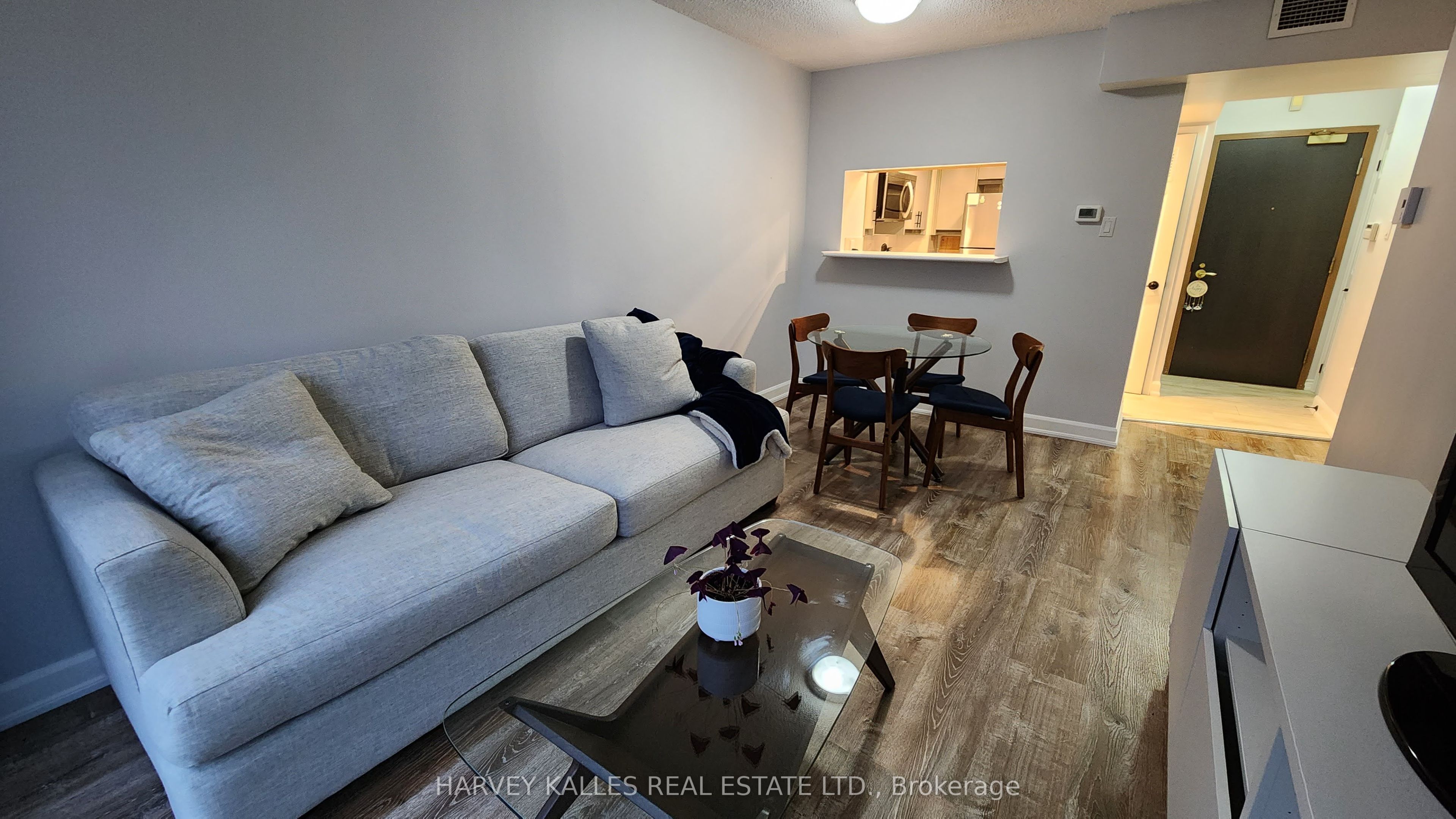 7 Broadway Avenue 211, Toronto, ON M4P 3C5 photo 4