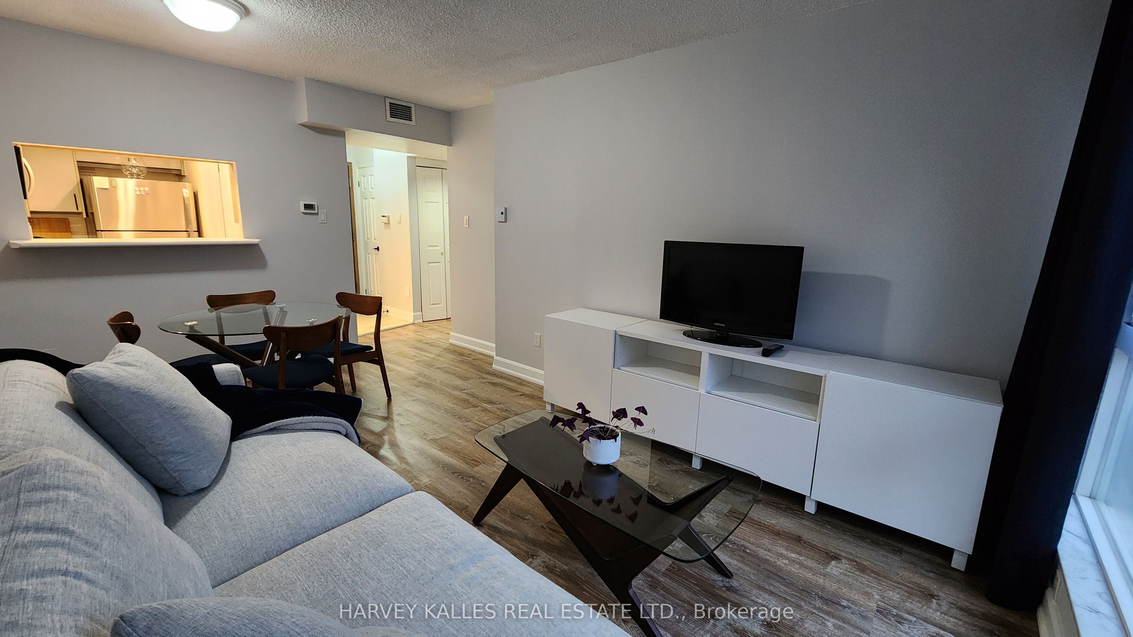 7 Broadway Avenue 211, Toronto, ON M4P 3C5 photo 5