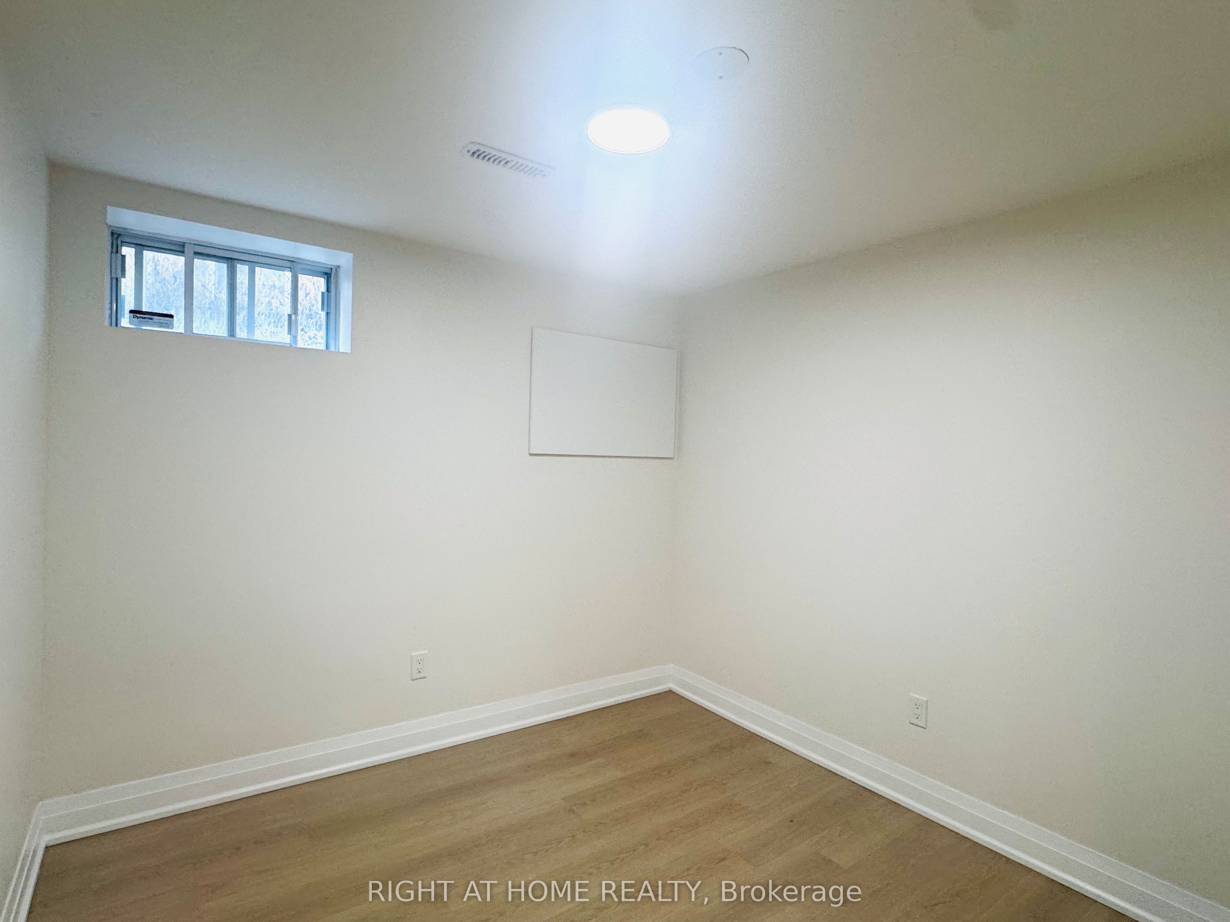 26 Goodview Road Basement, Toronto, ON M2J 2K5 photo 5