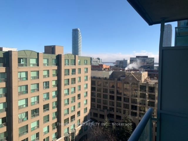 109 Front Street E 1024, Toronto, ON M5A 4P7 photo 4