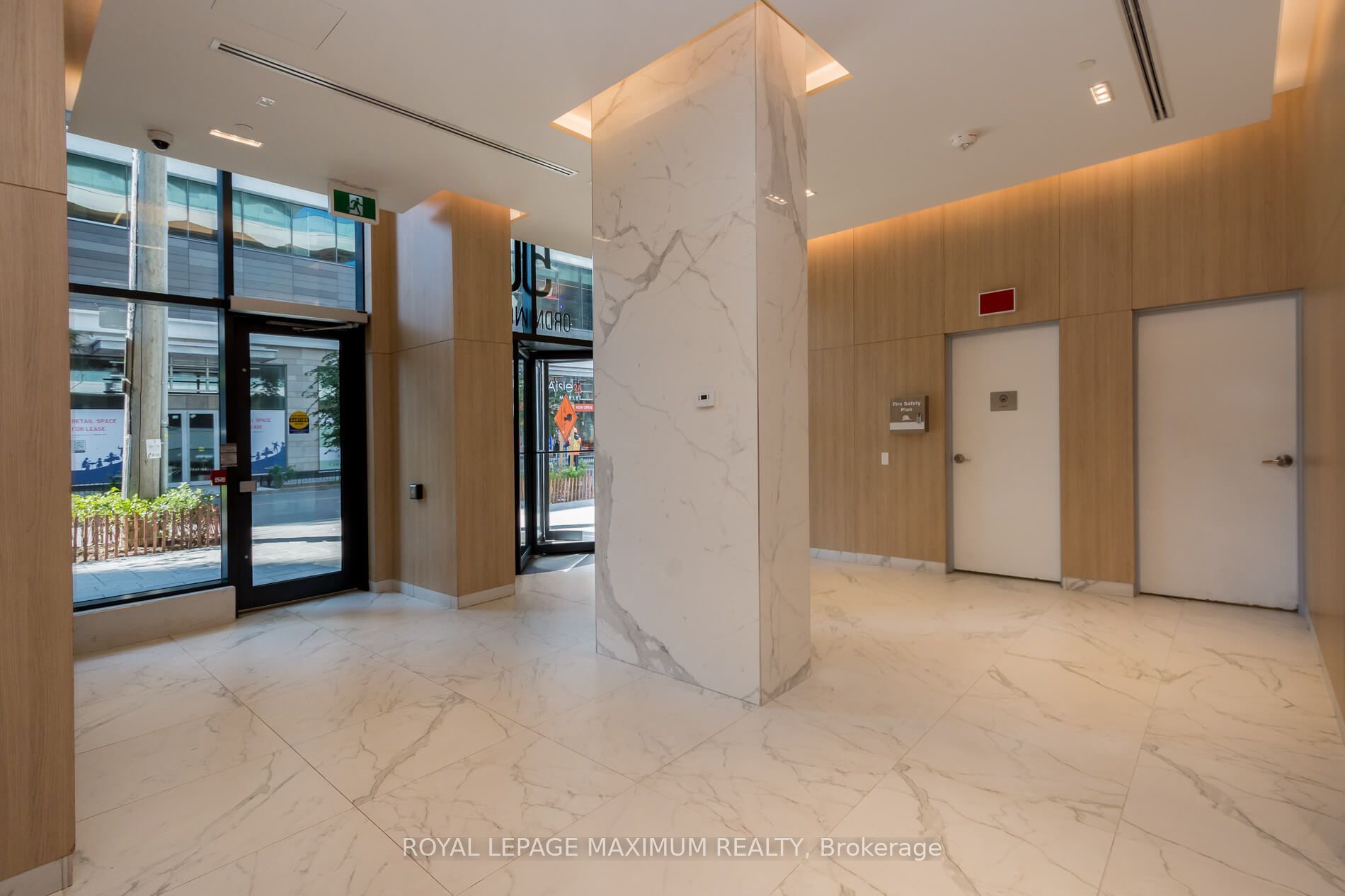 50 Ordnance Street 7, Toronto, ON M6K 0C9 photo 4