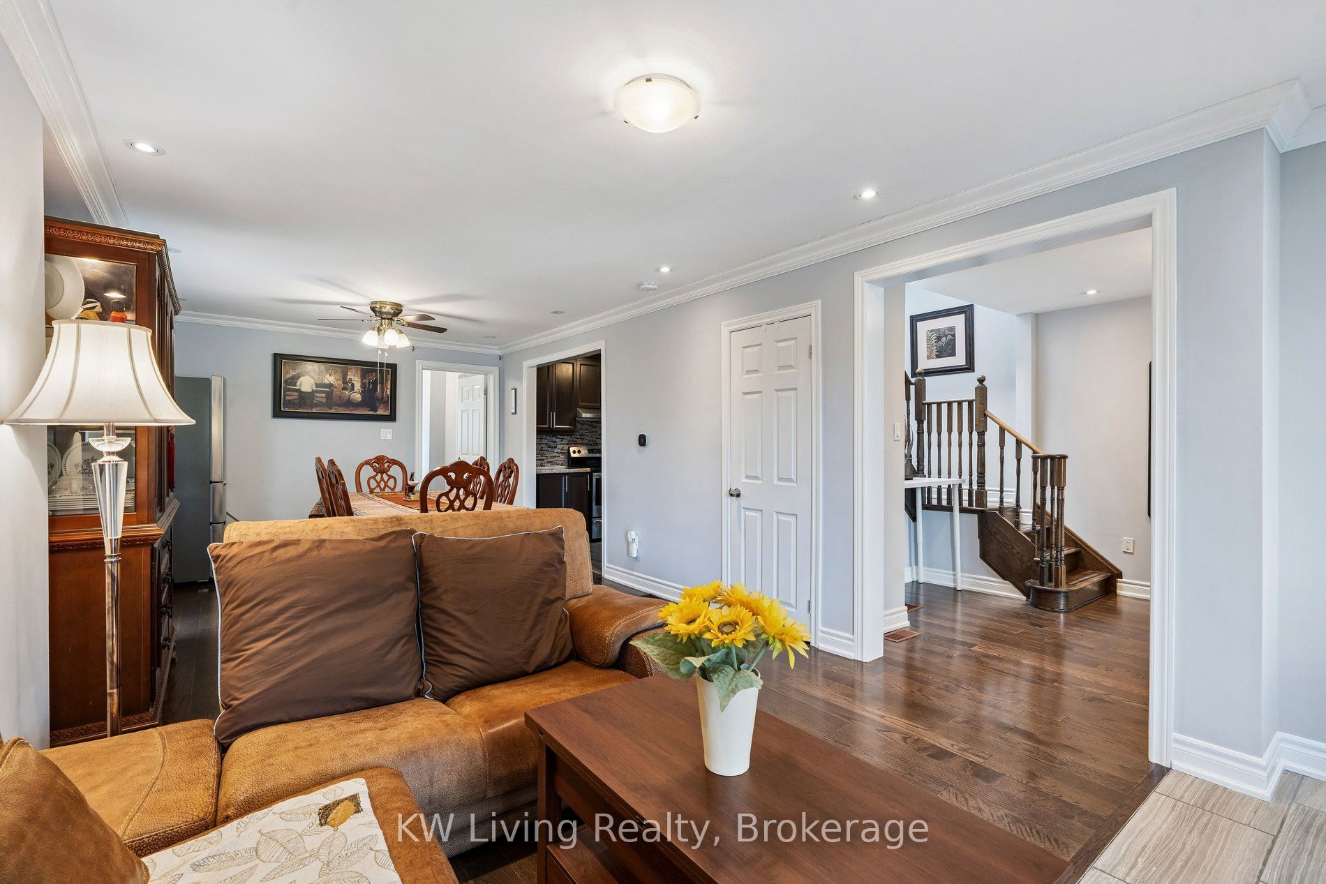 8 Olympic Garden Drive 2408, Toronto, ON M2M 0B9 photo 5