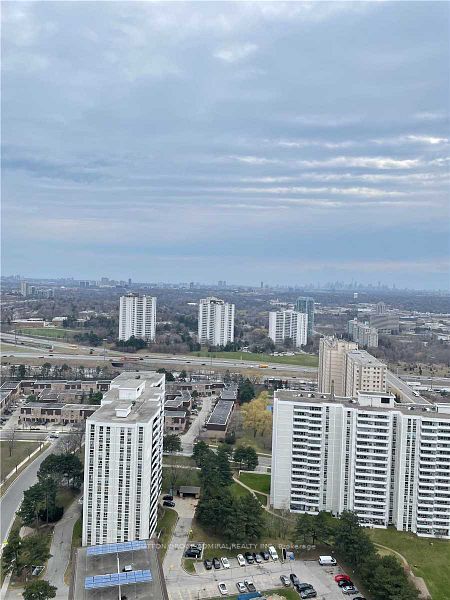 32 Forest Manor Street 2909, Toronto, ON M2J 0H2 photo 3