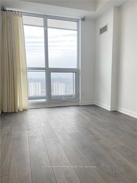 32 Forest Manor Street 2909, Toronto, ON M2J 0H2 photo 5