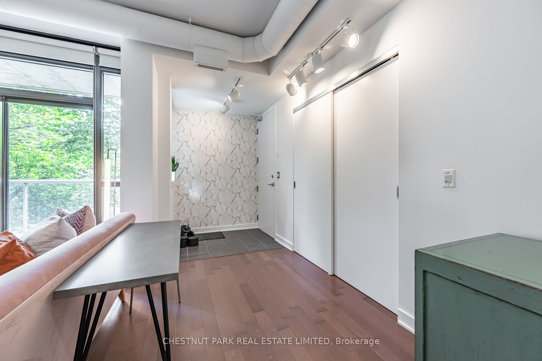 64 Niagara Street 221, Toronto, ON M5V 1C5 photo 3
