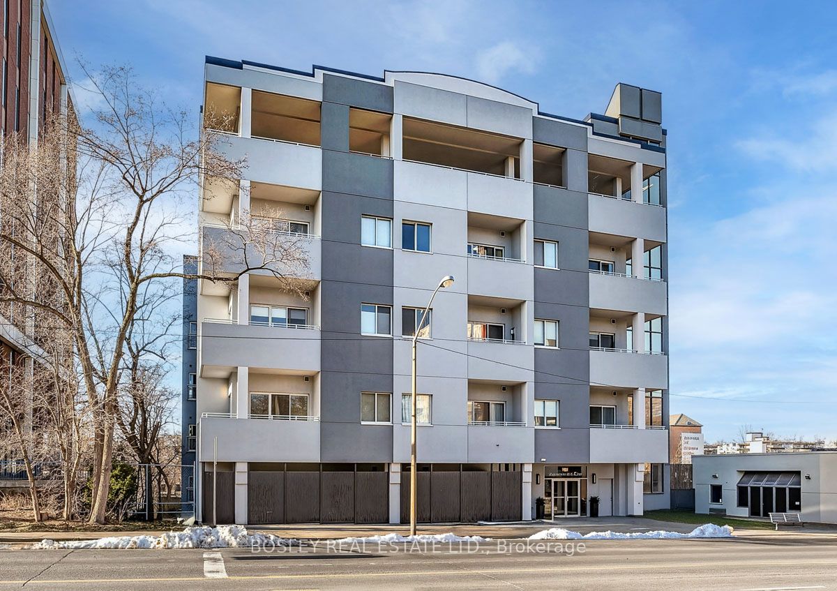 600 Eglinton Avenue E 110, Toronto, ON M4P 1P3