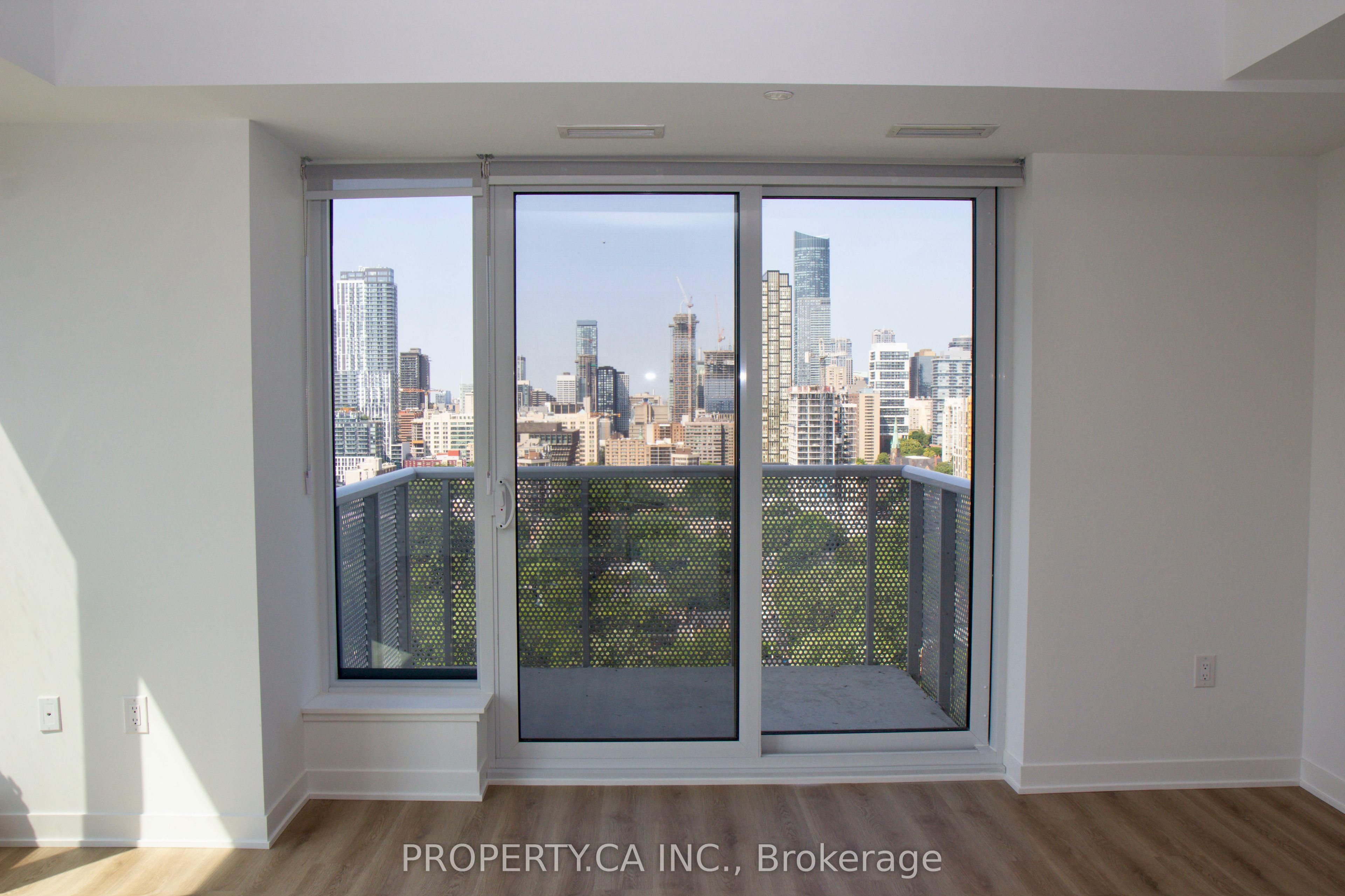 10 Oak Street 1904, Toronto, ON M5A 0Z1 photo 5