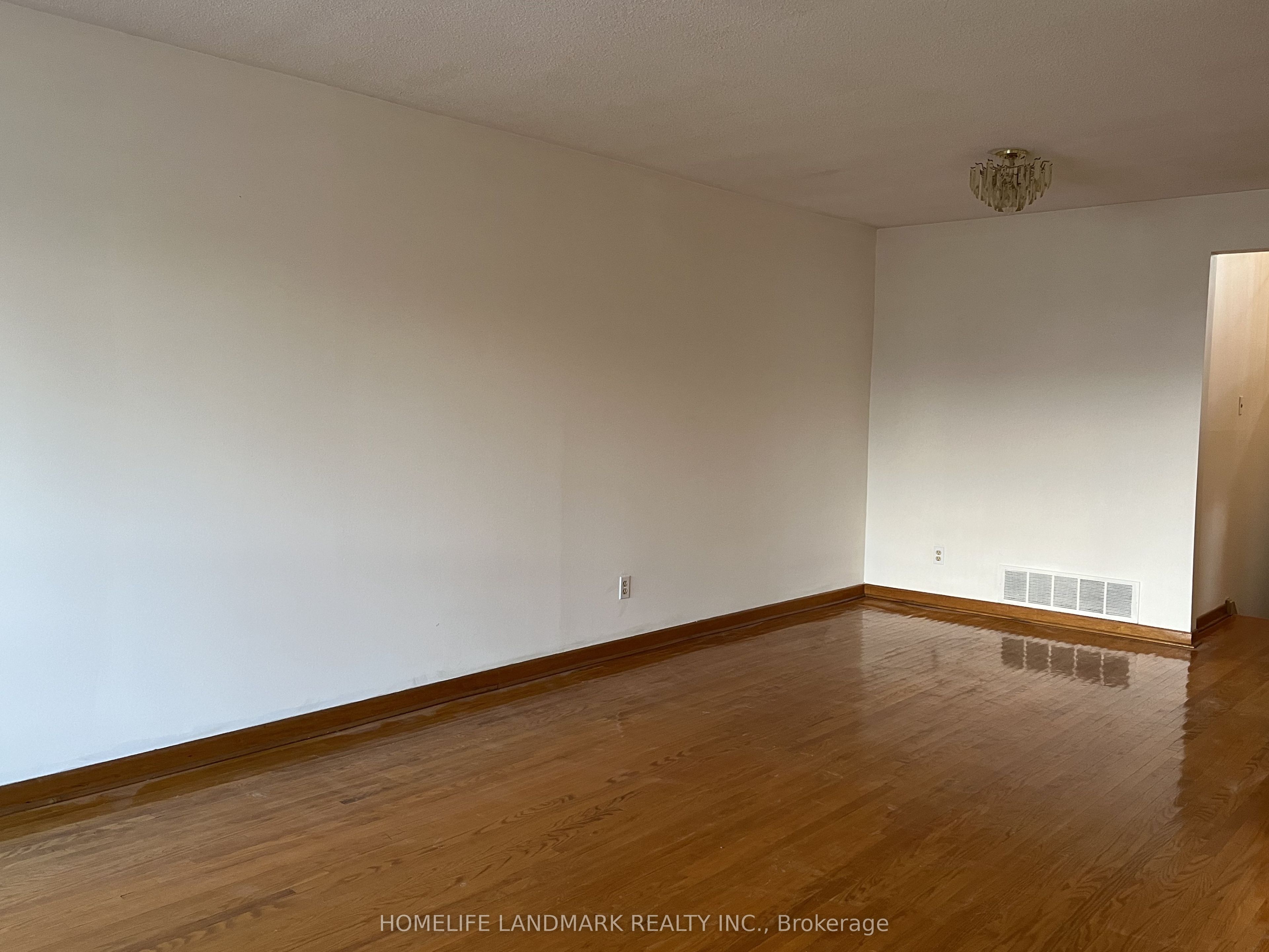 31 Pawnee Avenue UPPER, Toronto, ON M2H 3C6 photo 5
