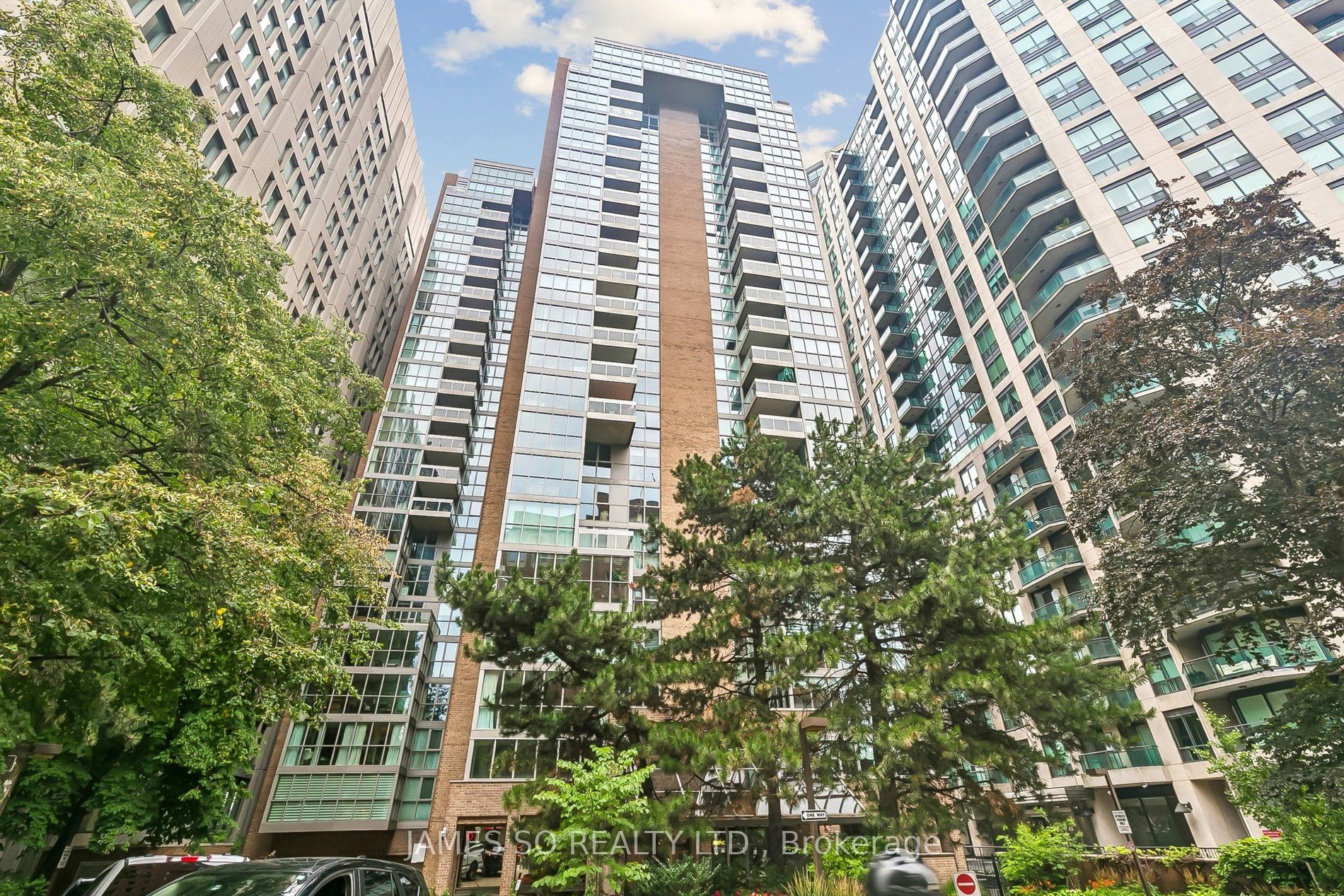 278 Bloor Street E 2206, Toronto, ON M4W 3M4