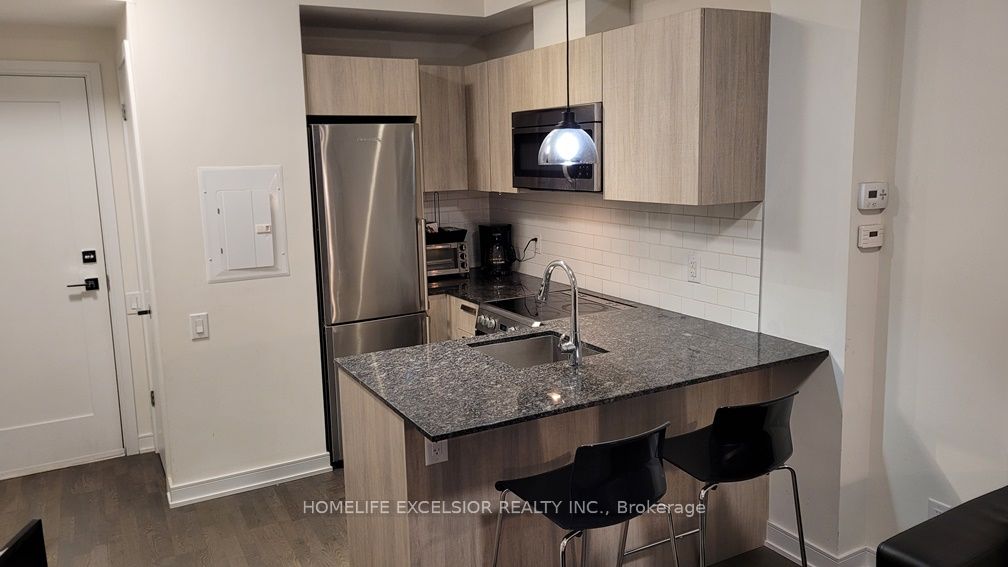 57 St Joseph Street 2509, Toronto, ON M5S 0C5 photo 3
