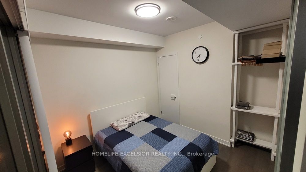 57 St Joseph Street 2509, Toronto, ON M5S 0C5 photo 4