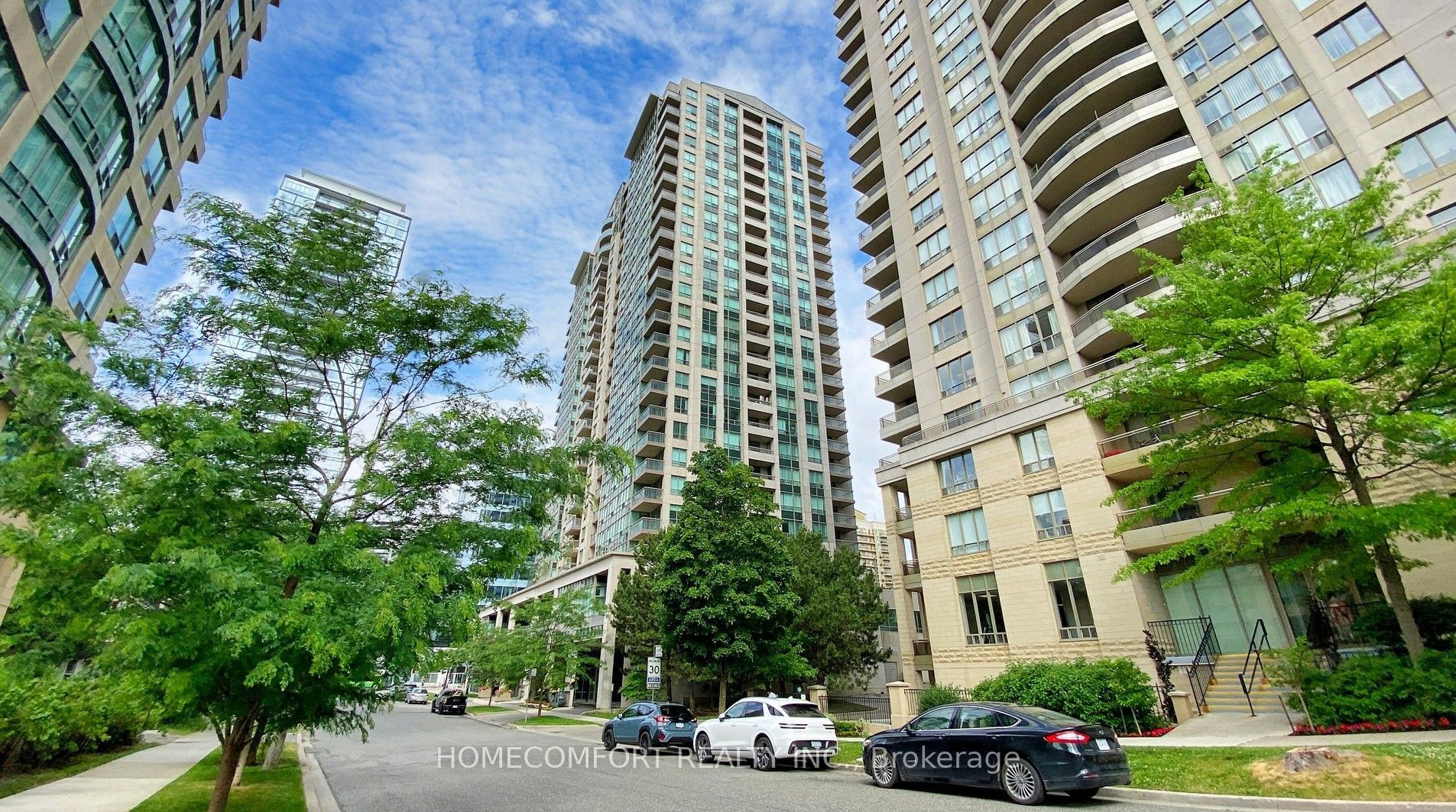 18 Parkview Avenue 312, Toronto, ON M2N 7H7 photo 2