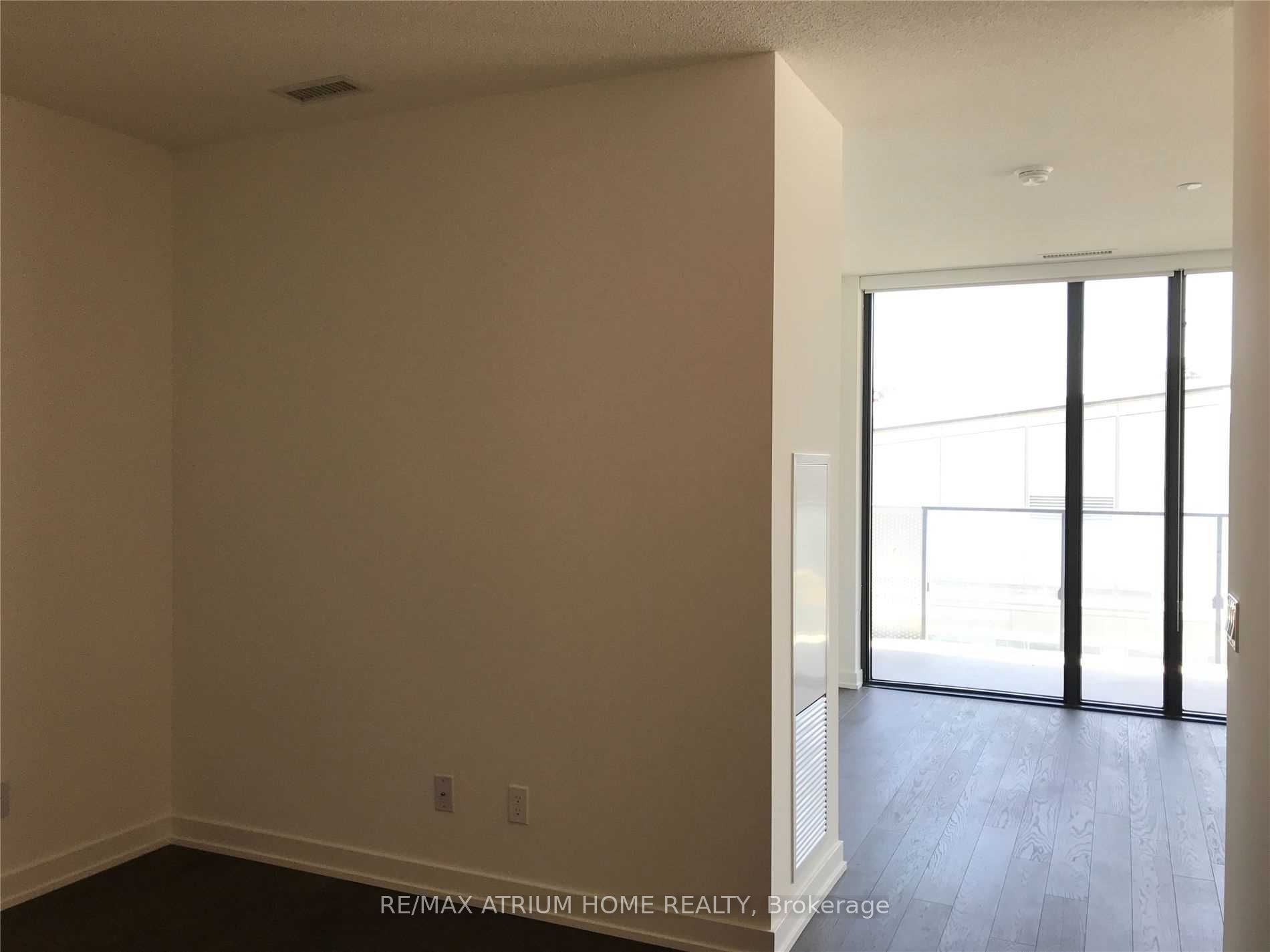 25 Richmond Street E 2105, Toronto, ON M5C 1N7 photo 2