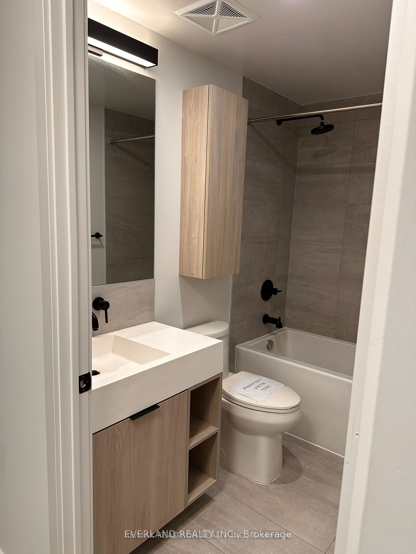 108 peter Street 1710, Toronto, ON M5V 2G7 photo 3