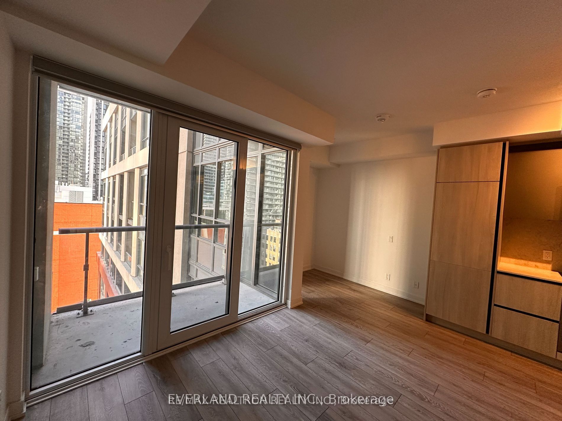 108 peter Street 1710, Toronto, ON M5V 2G7 photo 5