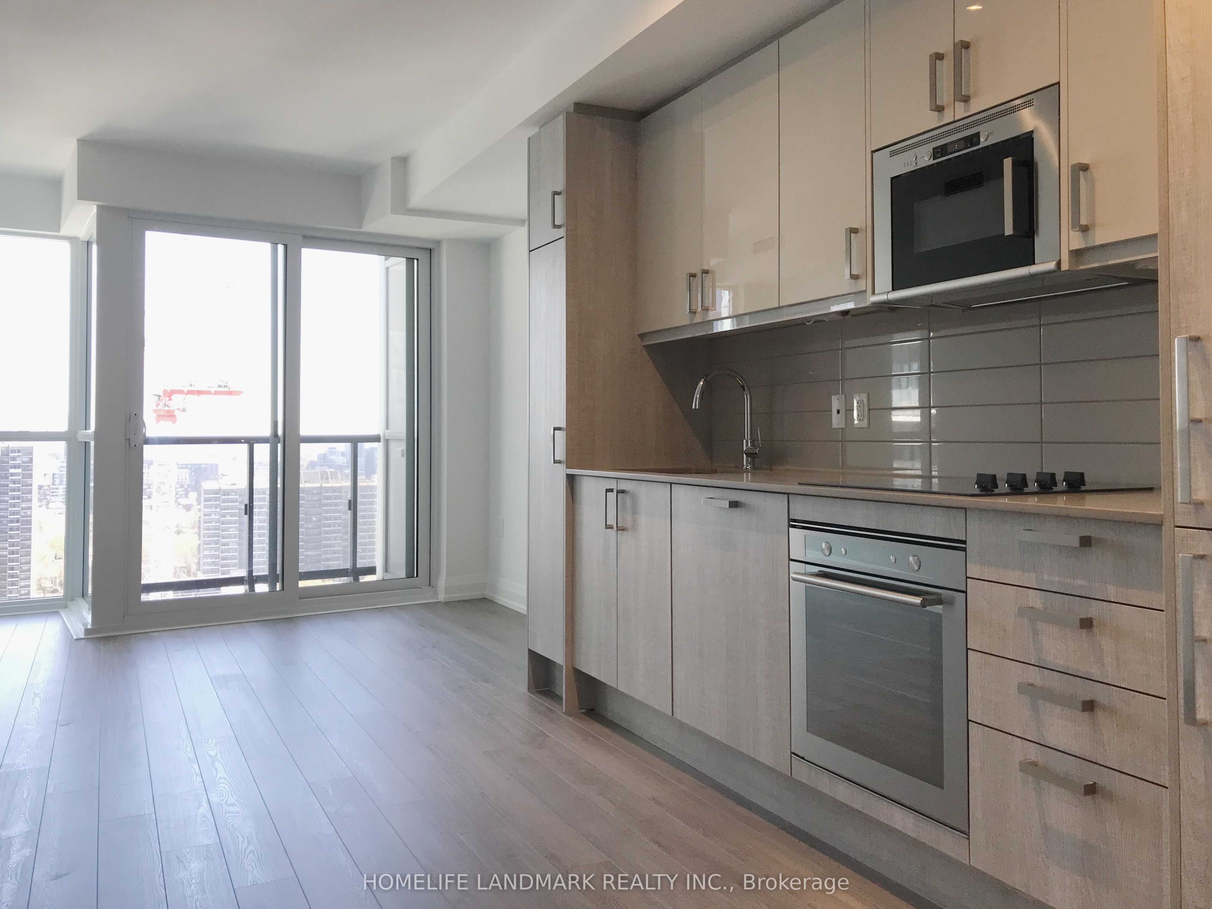 77 Mutual Street 2310, Toronto, ON M5B 2A9 photo 2
