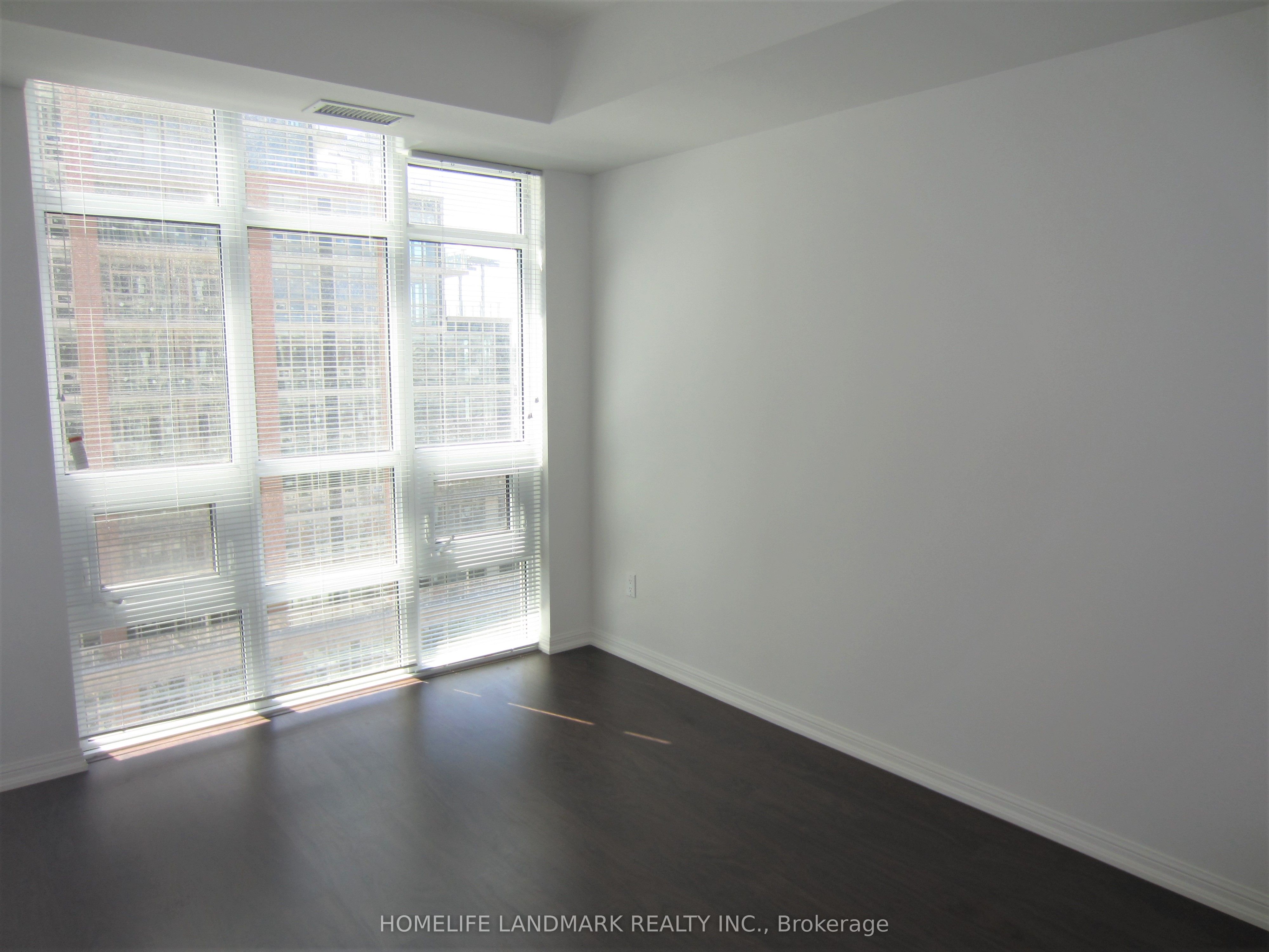 75 East Liberty Street 1510, Toronto, ON M6K 3R3 photo 4