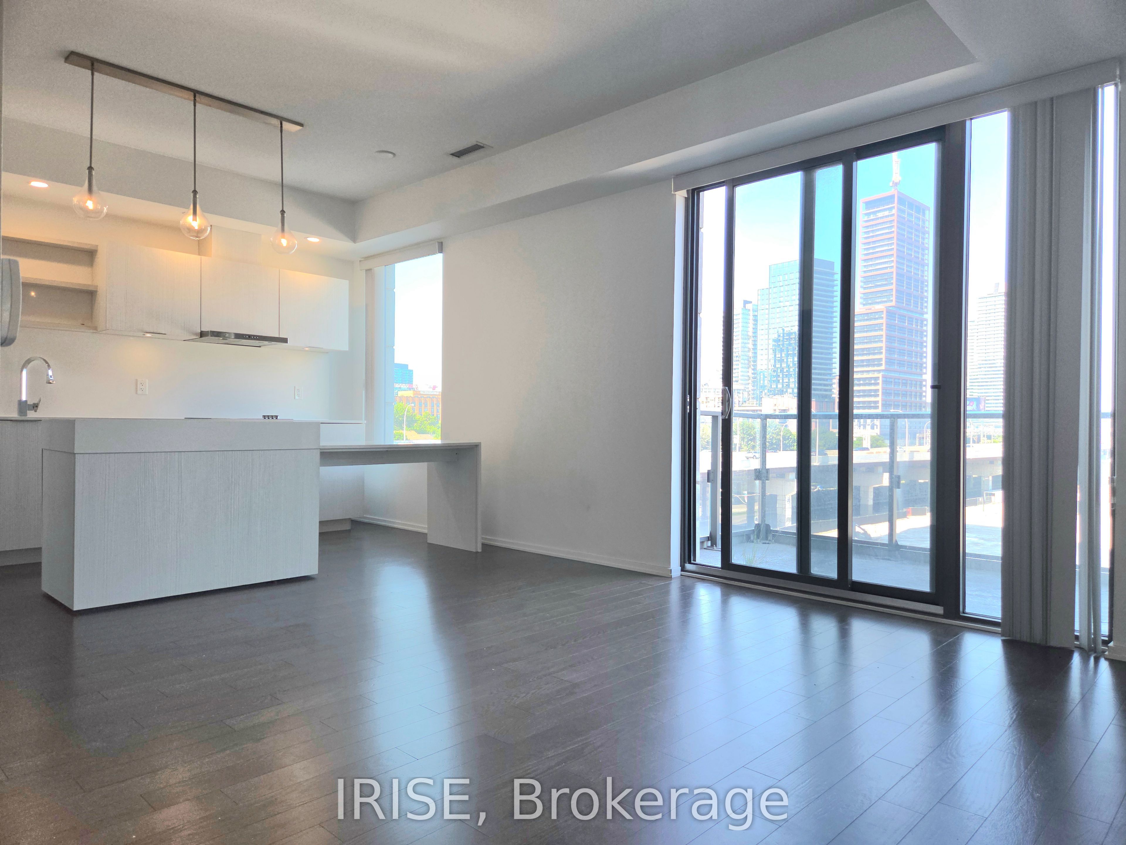 12 Bonnycastle Street 511, Toronto, ON M5A 0C8 photo 2