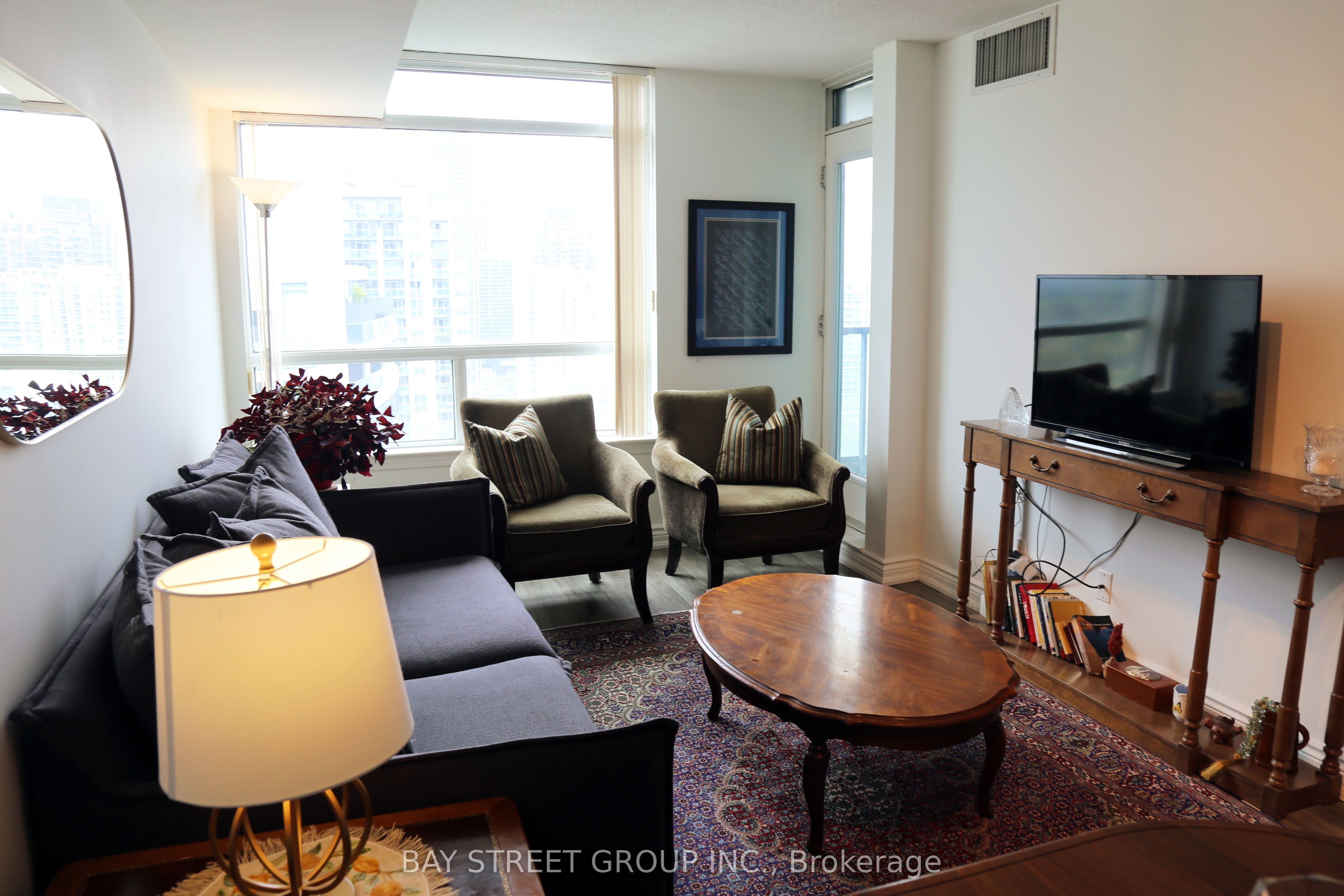 30 Harrison Garden Boulevard 2808, Toronto, ON M2N 7A9 photo 4