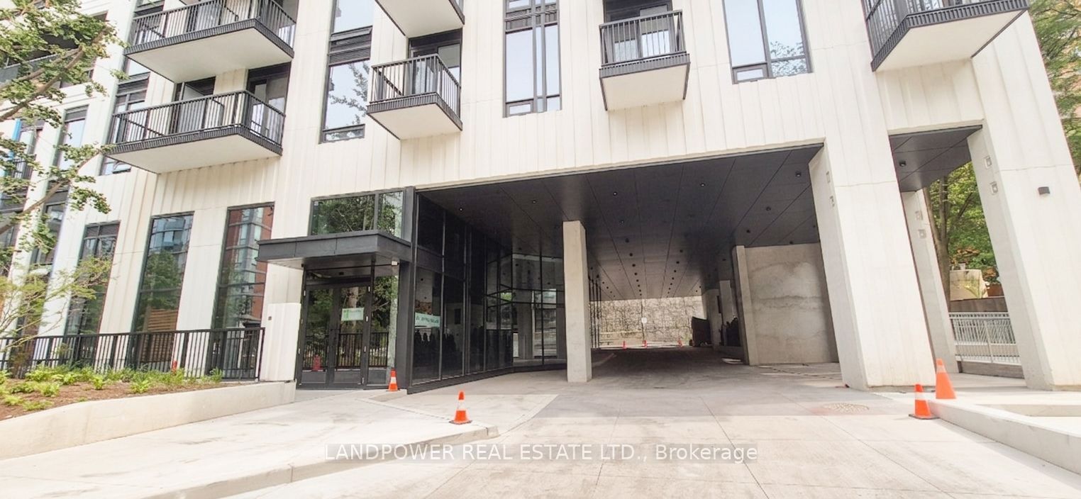 89 Montclair Avenue 922, Toronto, ON M5P 0A9 photo 4