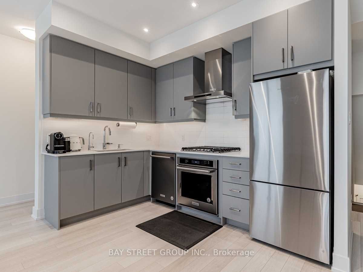 52 Holmes Avenue 10, Toronto, ON M2N 0J9 photo 5
