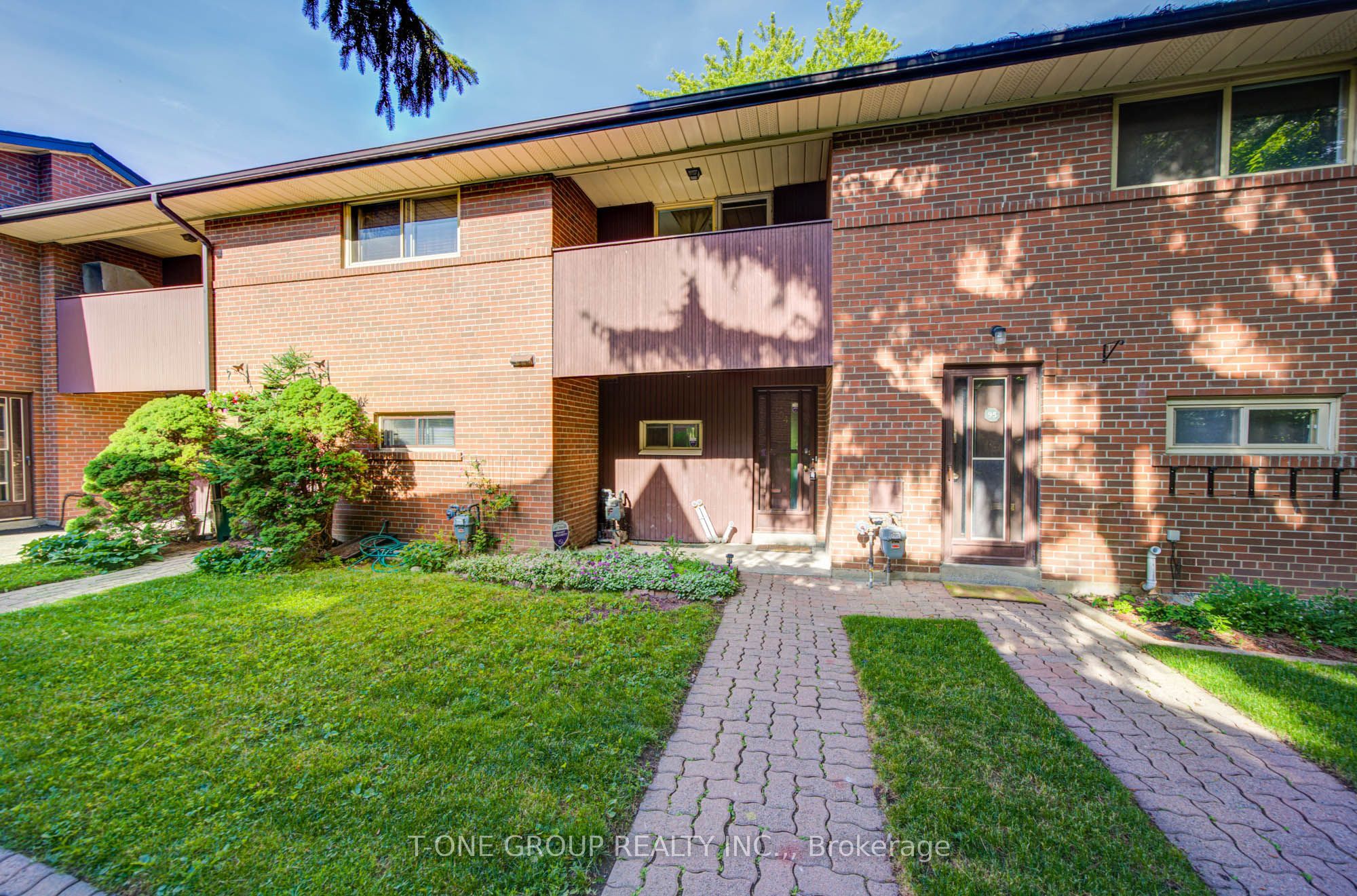 6 Esterbrooke Avenue 94, Toronto, ON M2J 2C2 photo 2