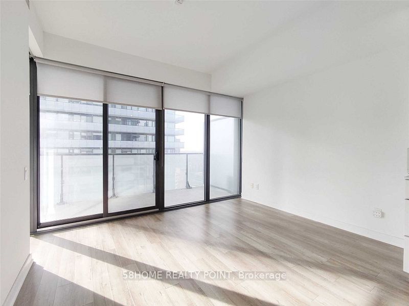 185 Roehampton Avenue 1901, Toronto, ON M4P 1R4 photo 3