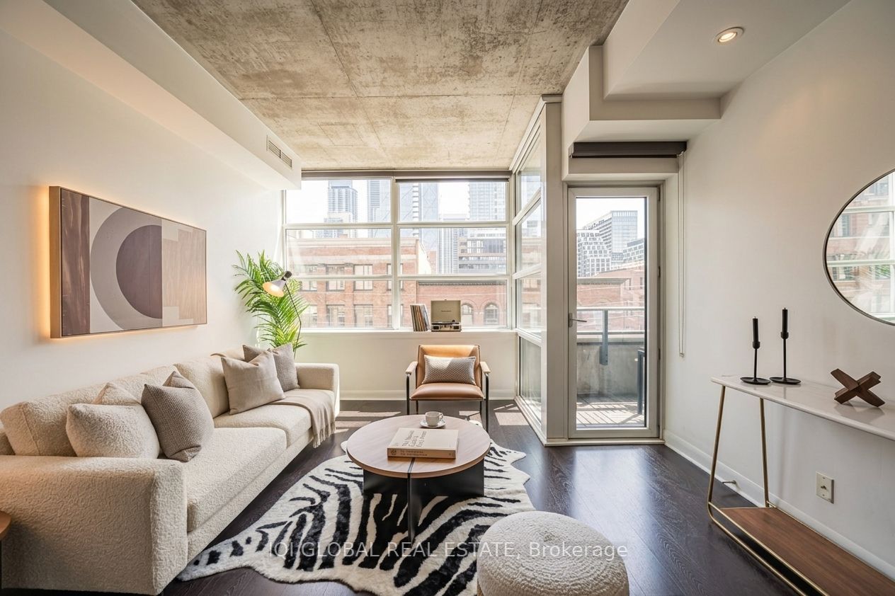 478 King Street W 406, Toronto, ON M5V 0A8 photo 2