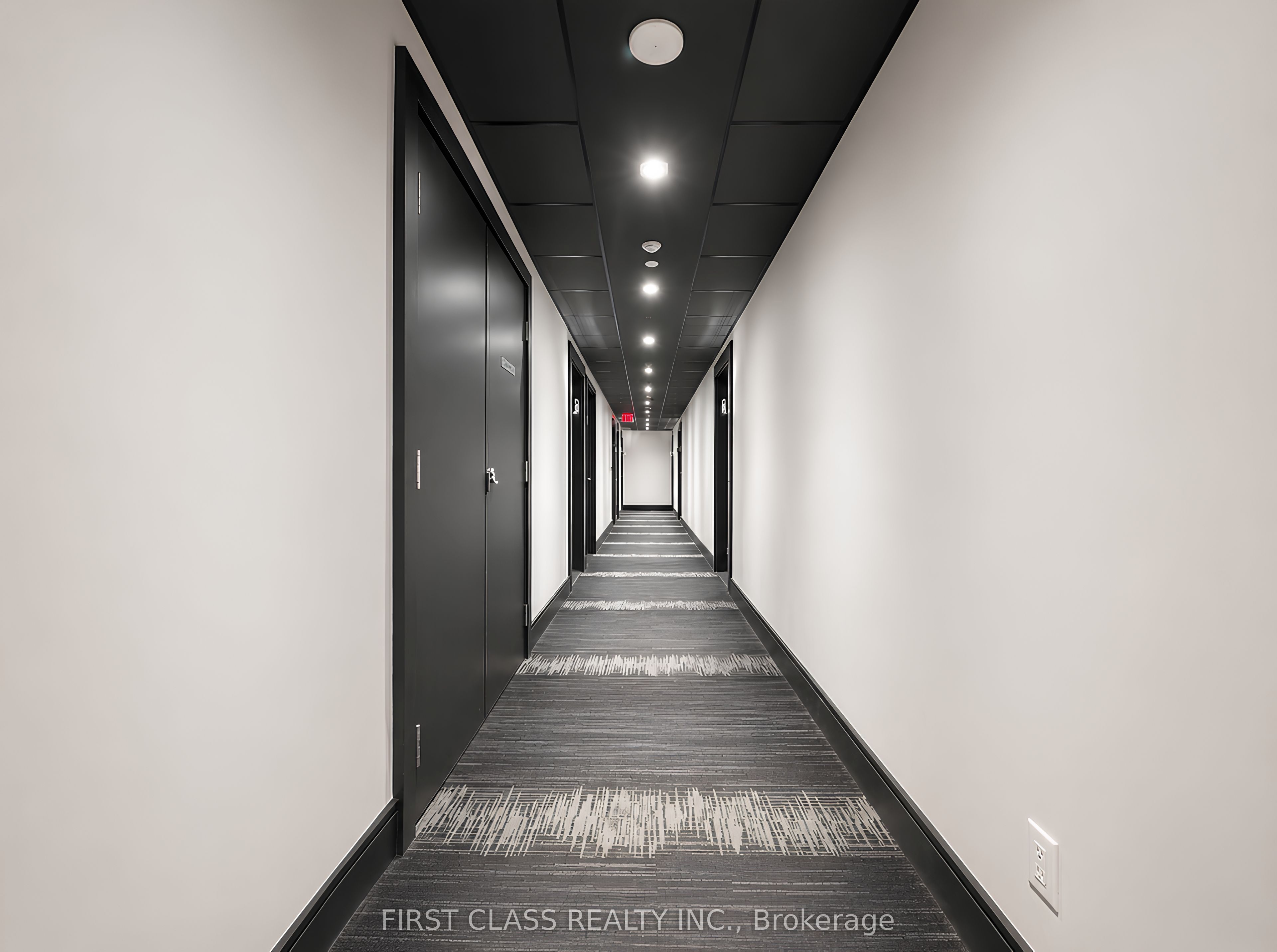 290 Adelaide Street W 2304, Toronto, ON M5V 1P6 photo 4