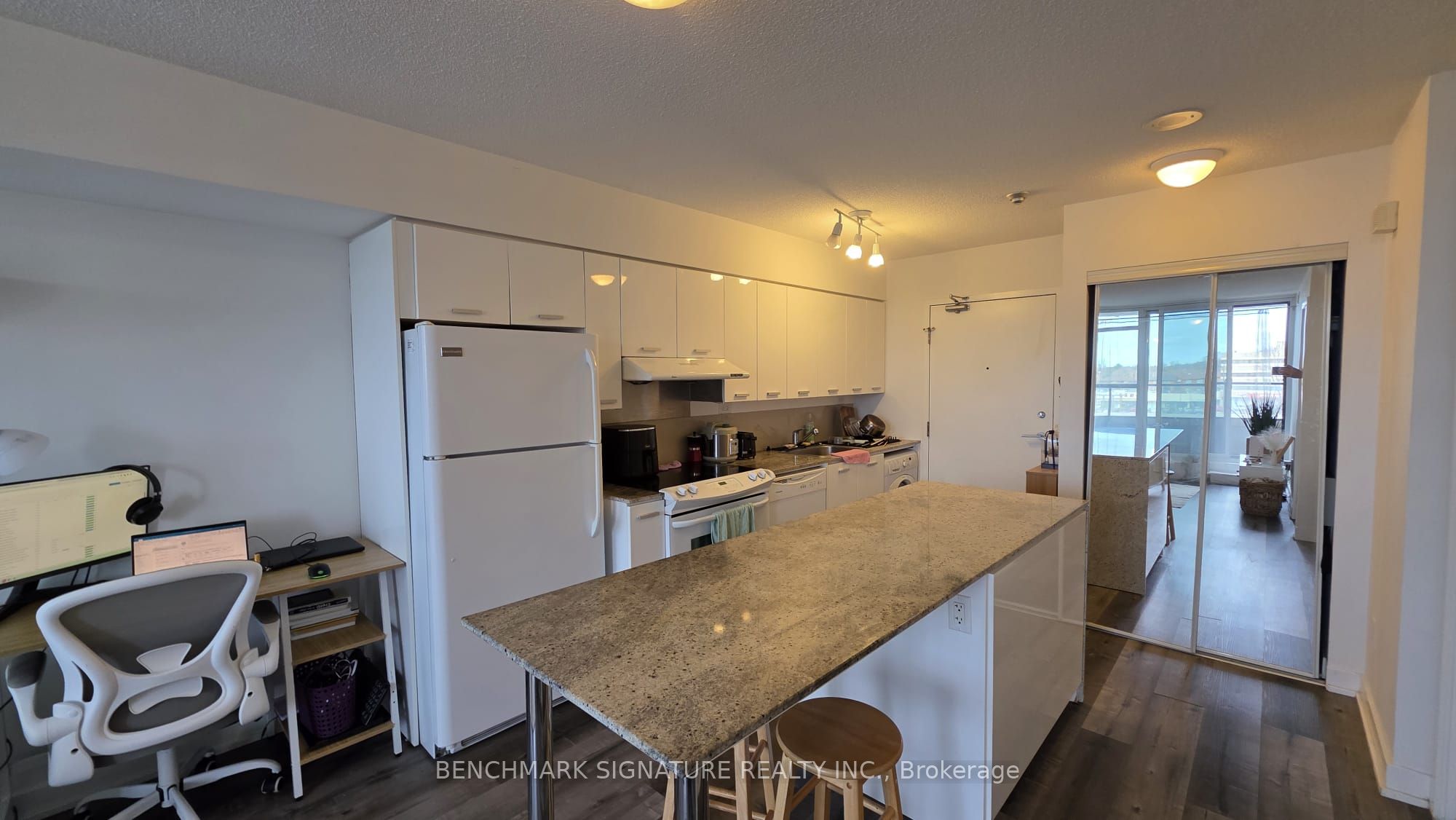 29 Singer Court 306, Toronto, ON M2K 0B3 photo 5